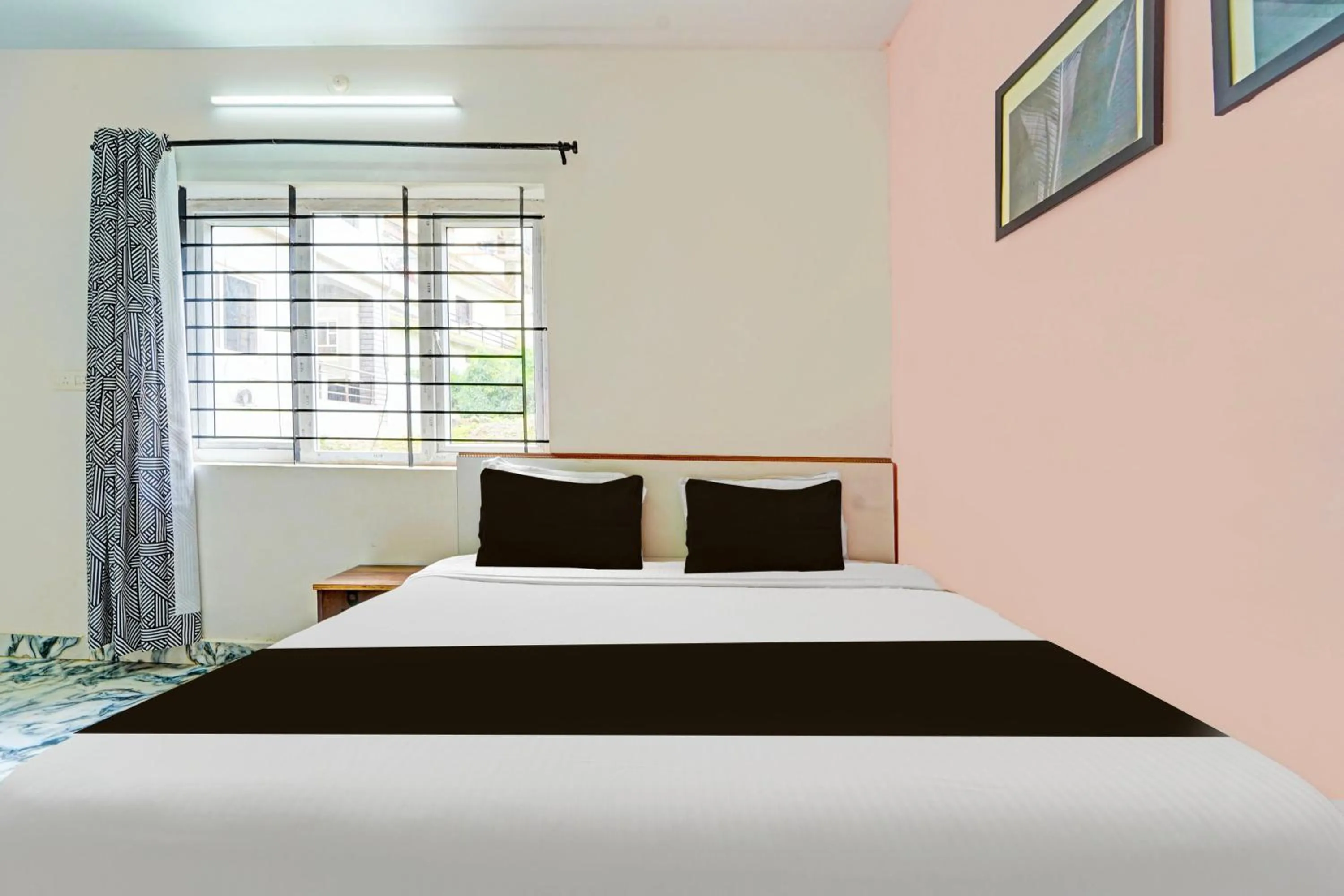 Bedroom, Bed in Super Hotel O Vijaynagar Road Formerly Anmol Peace Stay