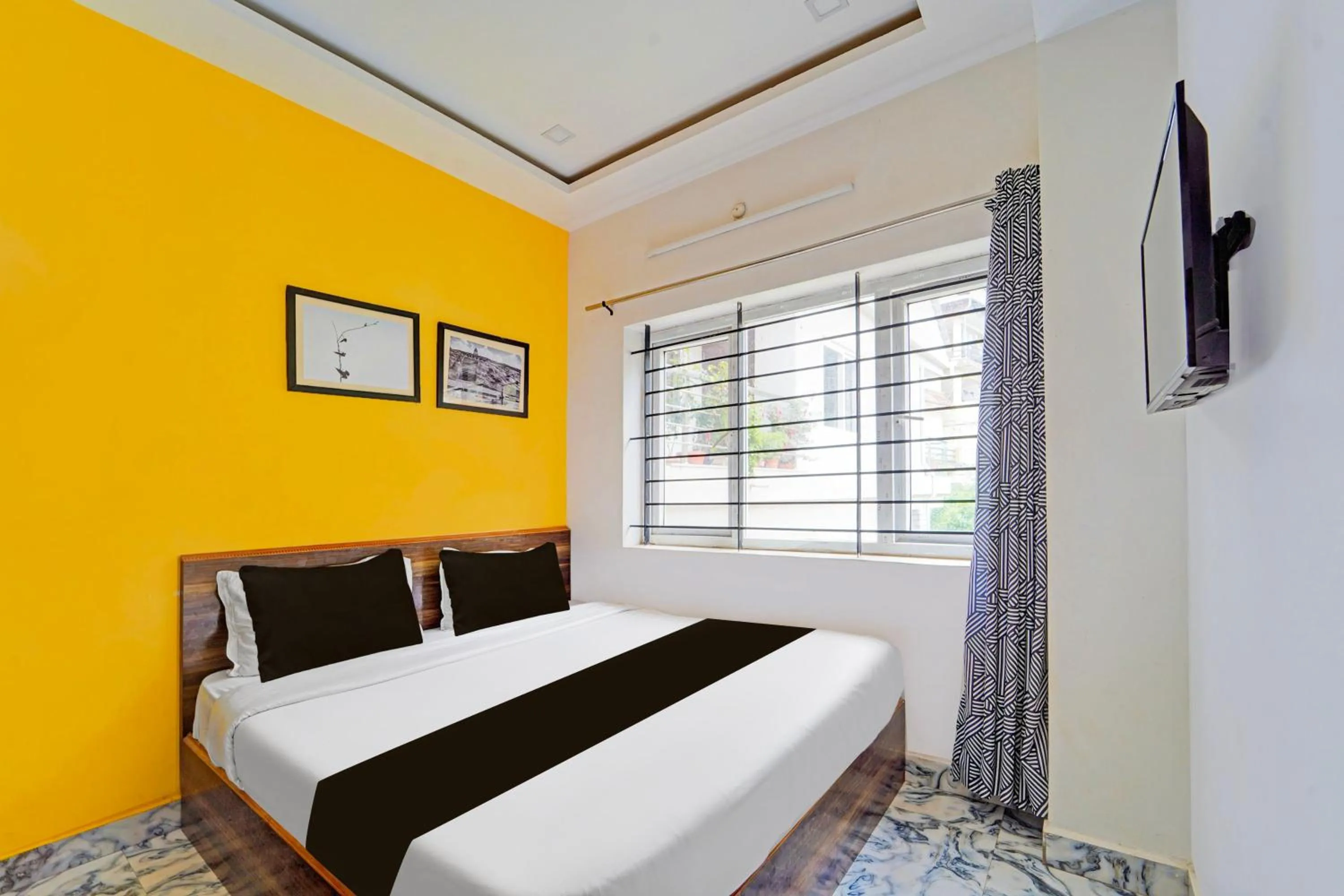 Bedroom, Bed in Super Hotel O Vijaynagar Road Formerly Anmol Peace Stay