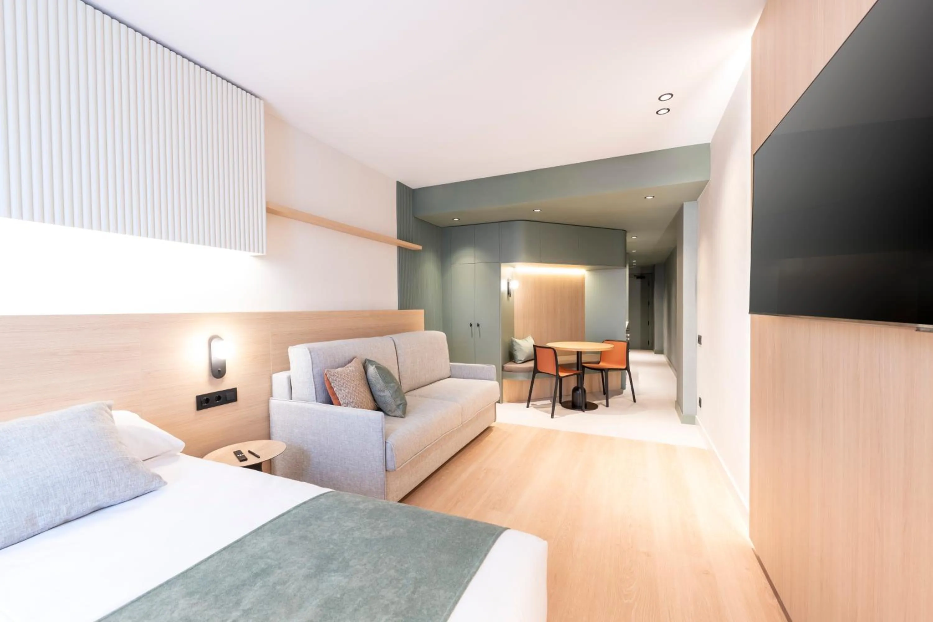 Photo of the whole room, Bed in Aparthotel Atenea Calabria