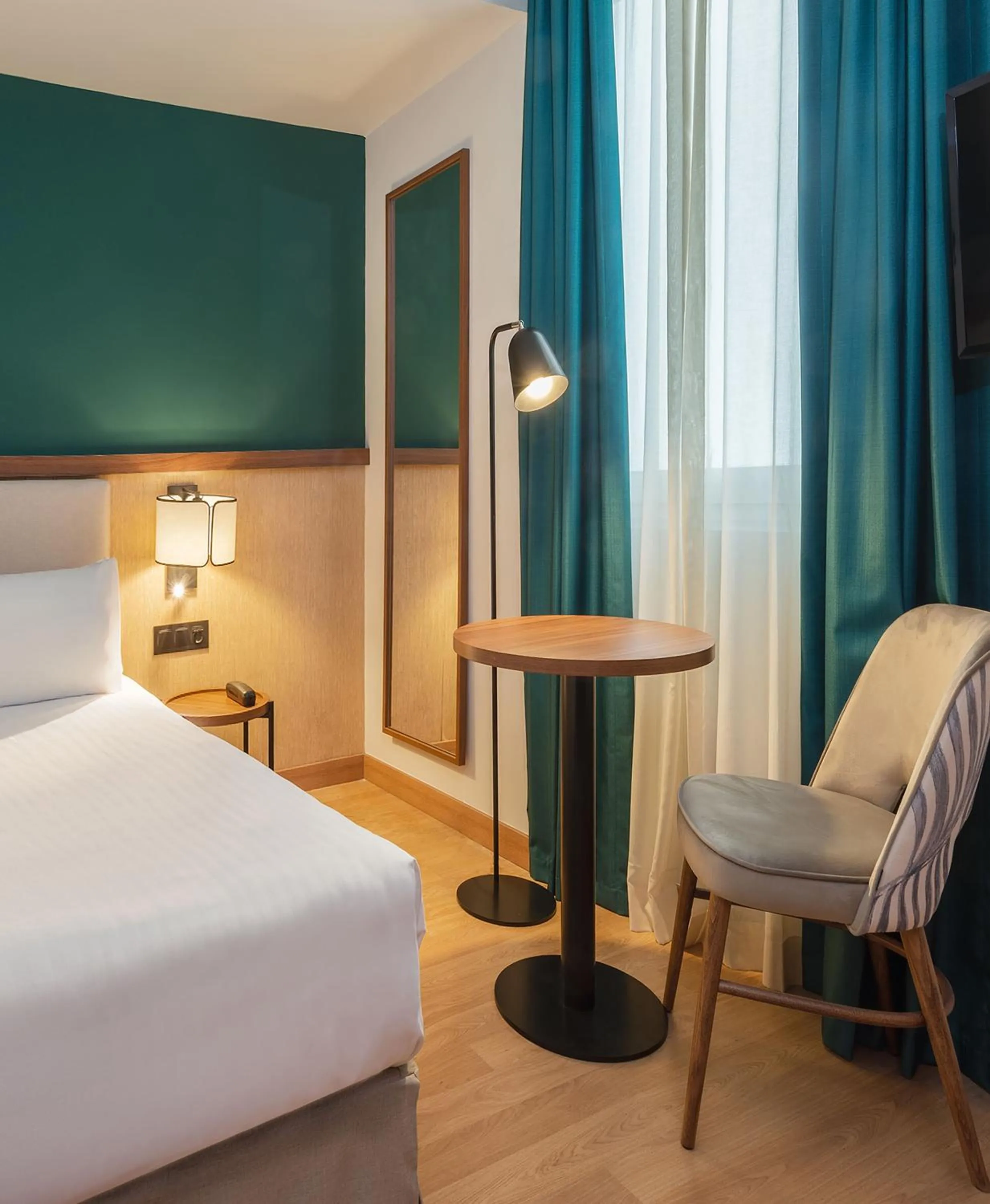 Bed in Hotel Elche Centro Affiliated by Meliá