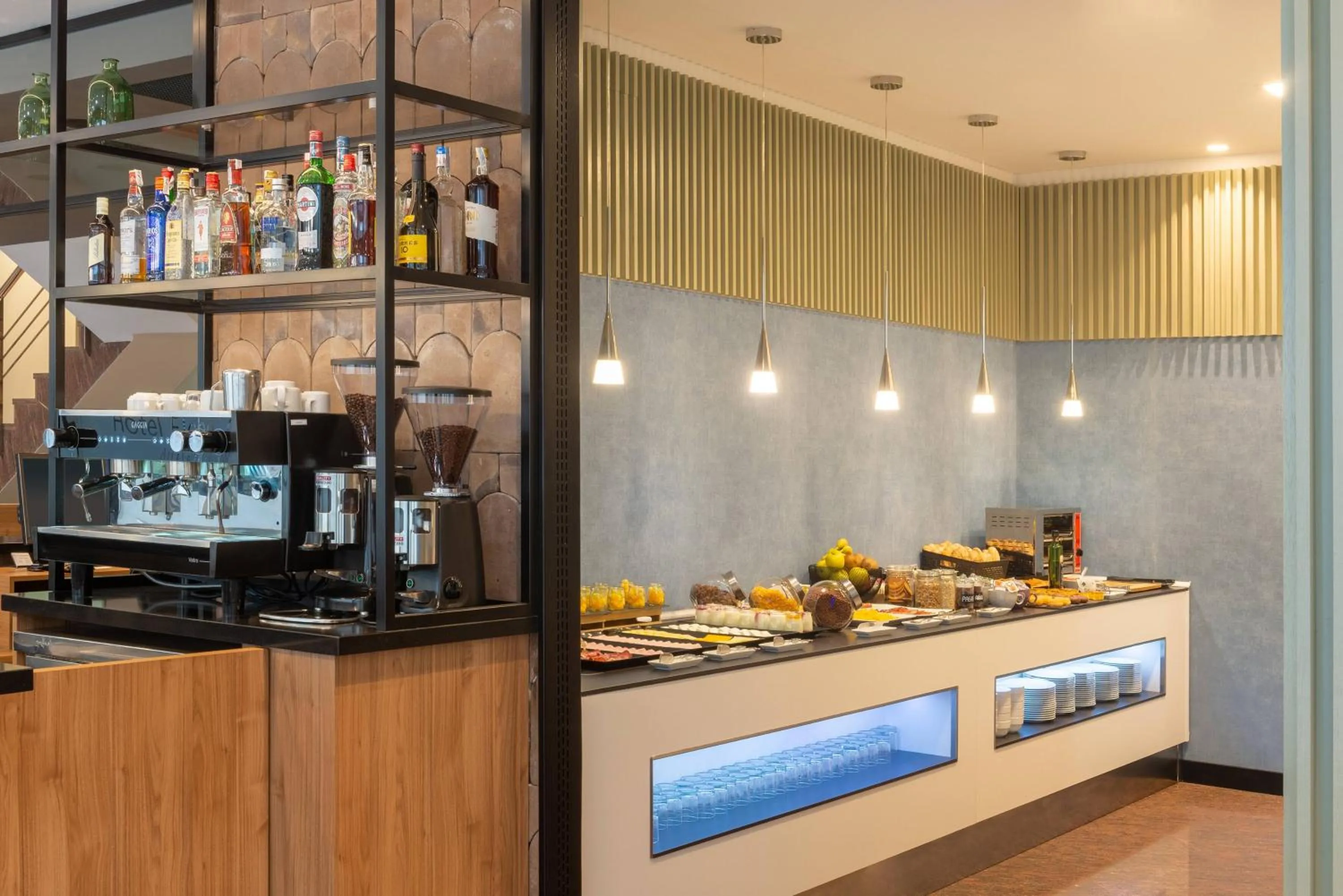 Restaurant/places to eat in Hotel Elche Centro Affiliated by Meliá