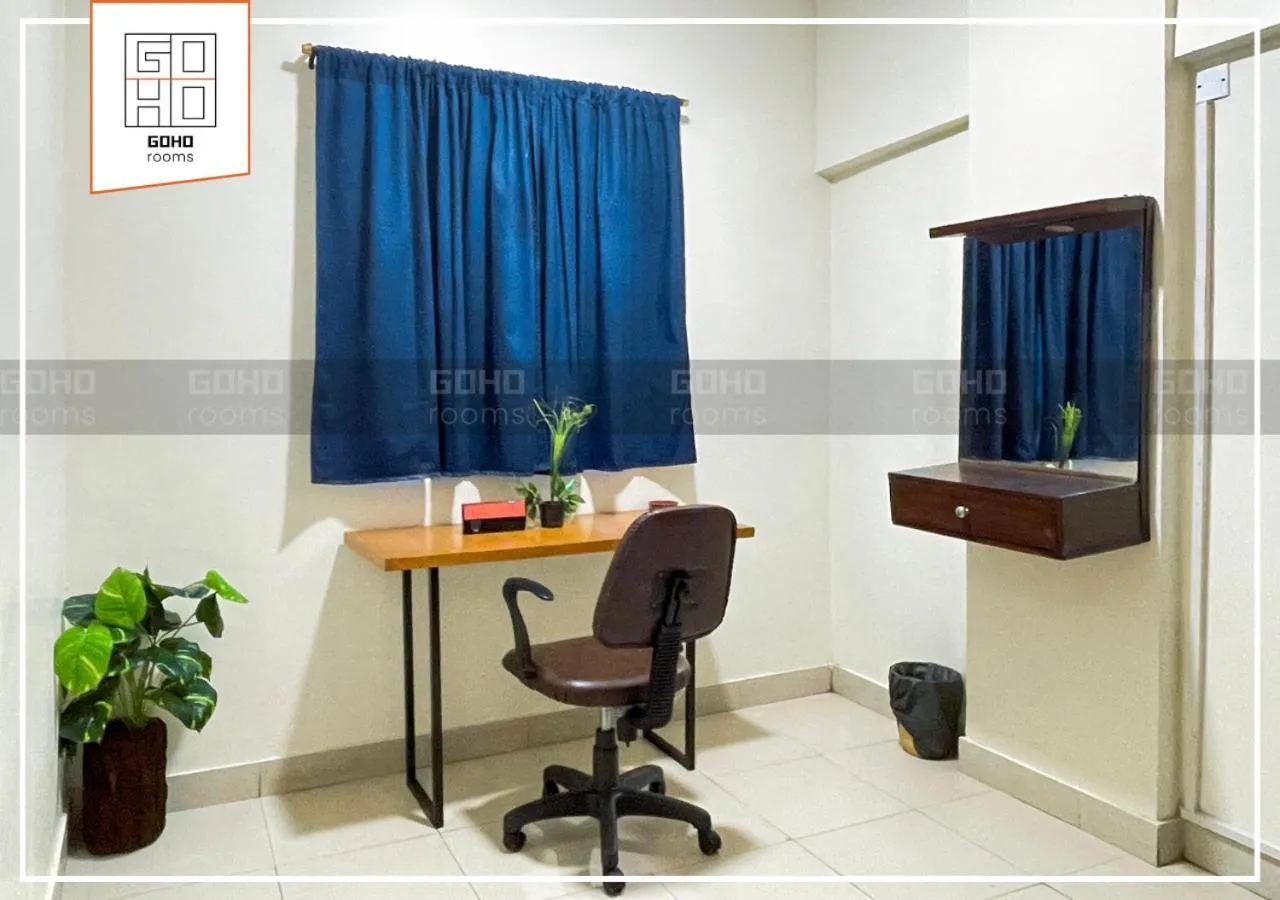 Seating area in GOHO Rooms 10th Commercial