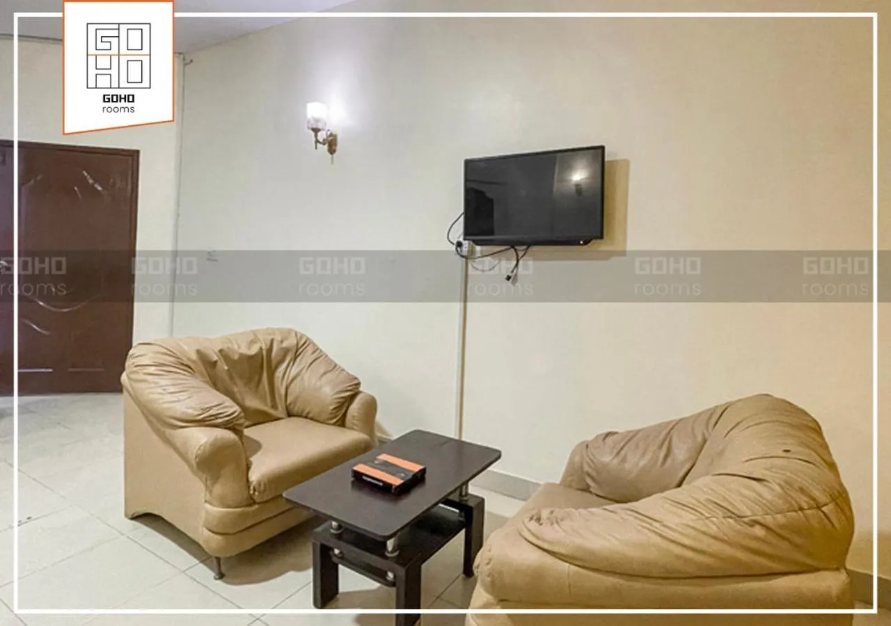 Communal lounge/ TV room in GOHO Rooms 10th Commercial