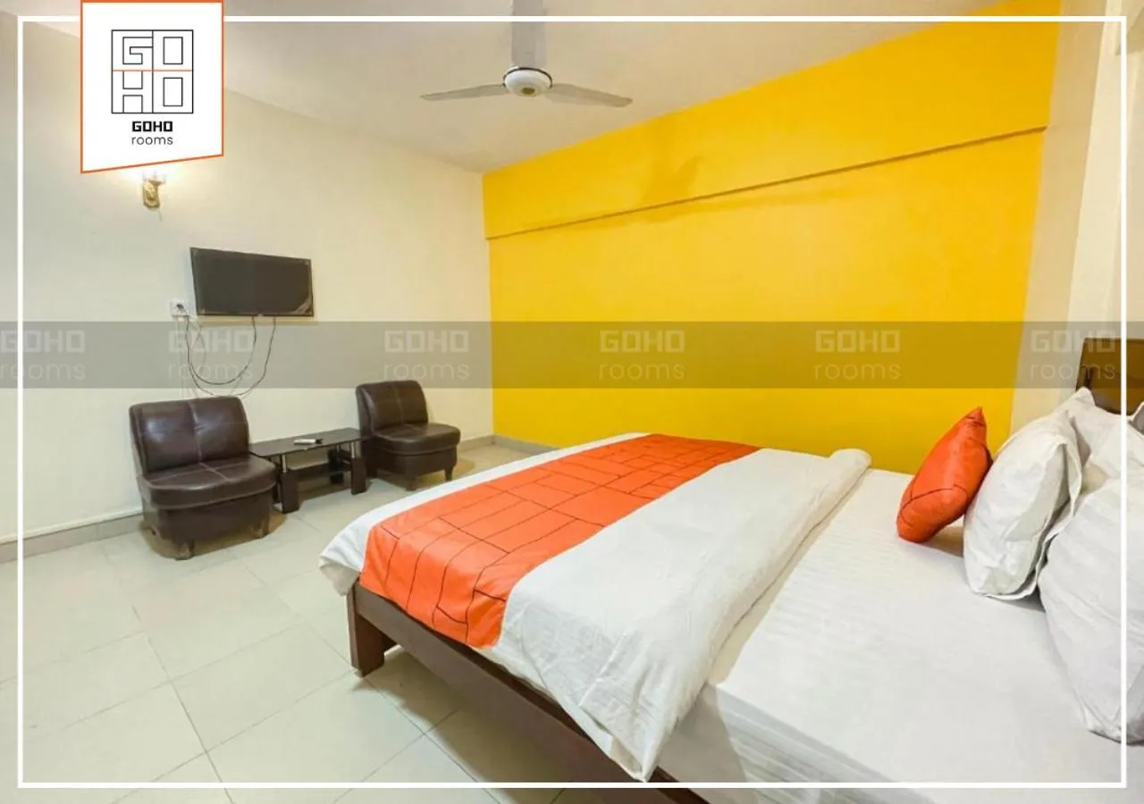 Bed in GOHO Rooms 10th Commercial