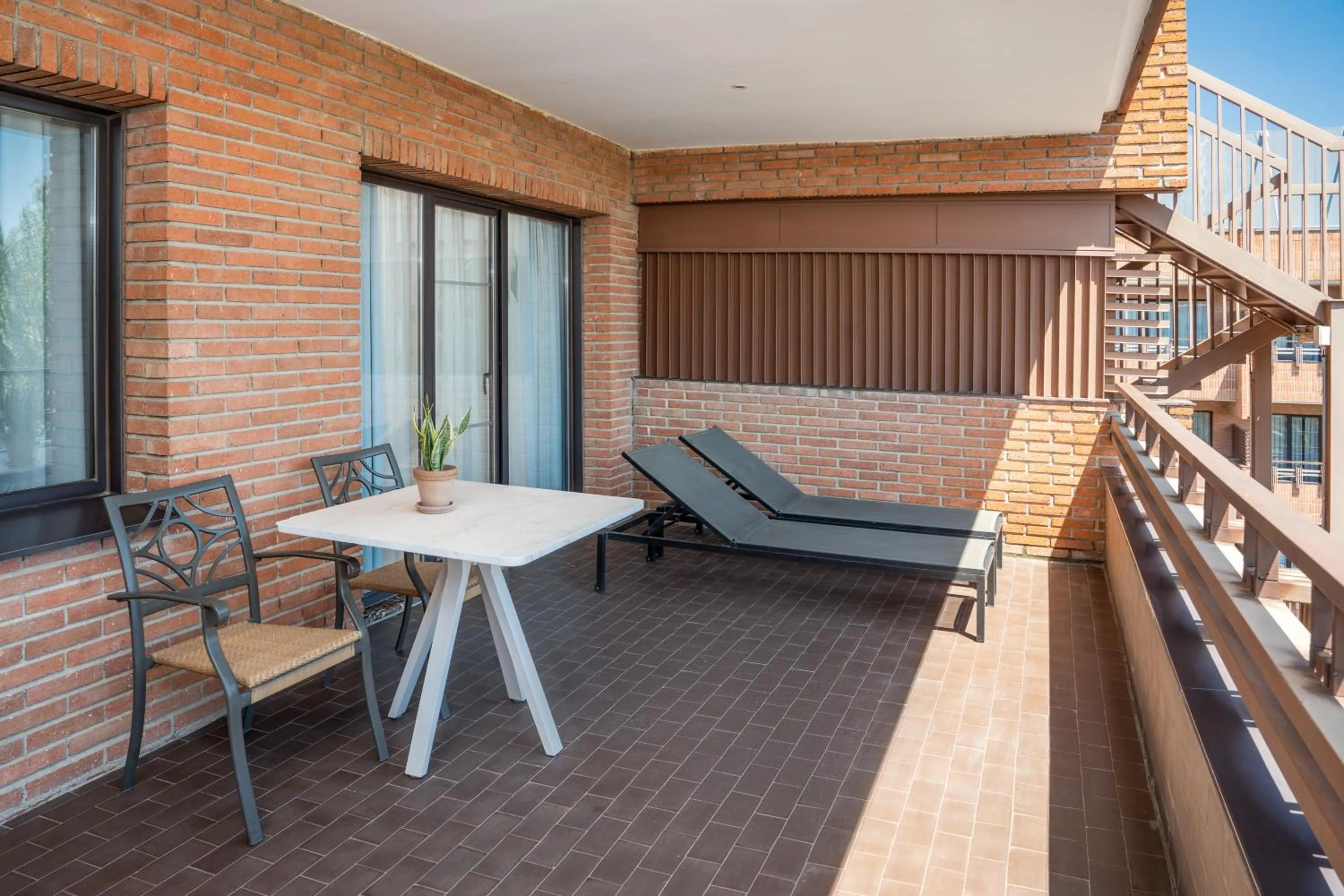 Balcony/Terrace in Hotel Madrid Alameda Aeropuerto, Affiliated by Meliá