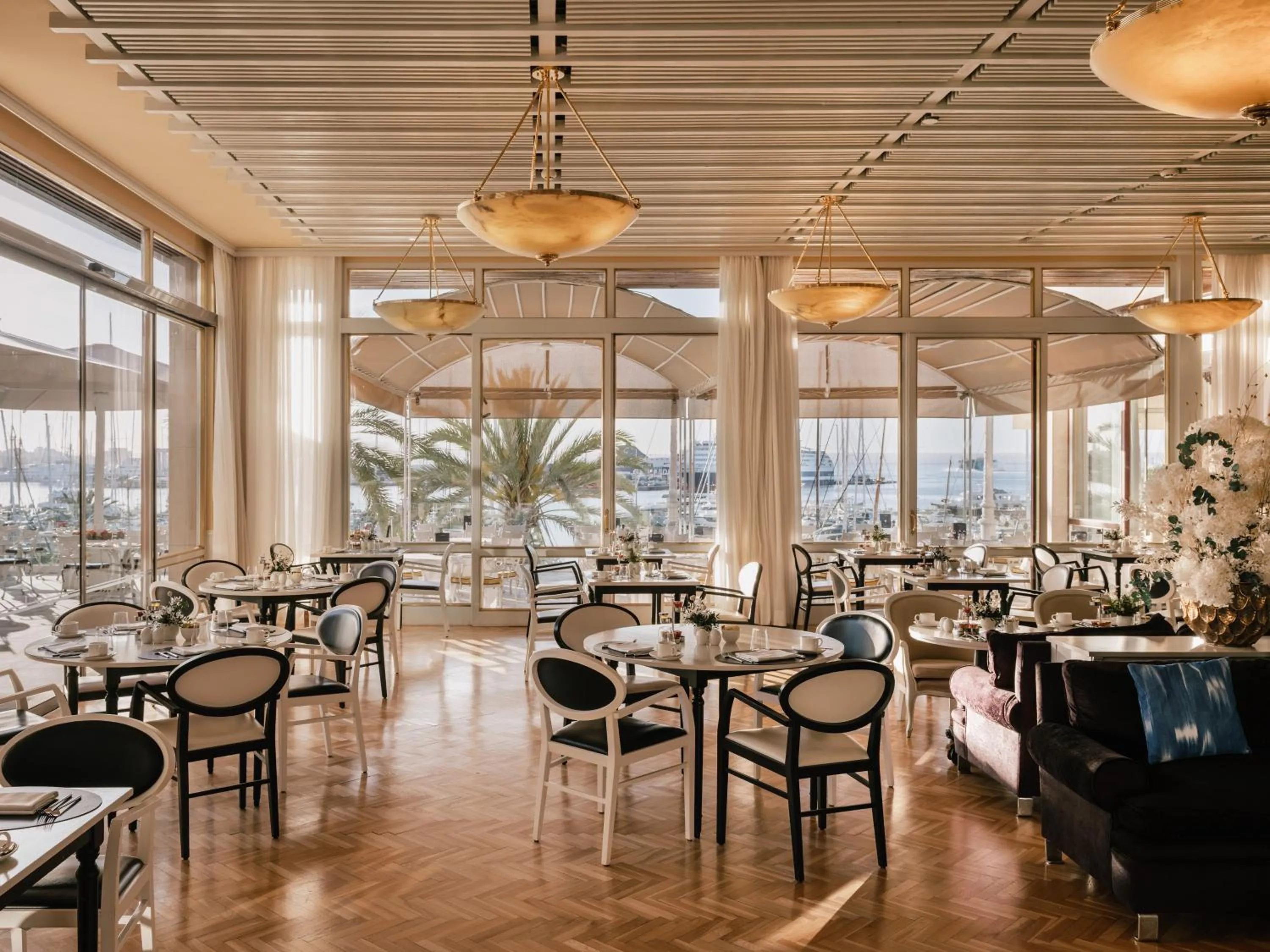 Restaurant/places to eat in Hotel Victoria Gran Meliá