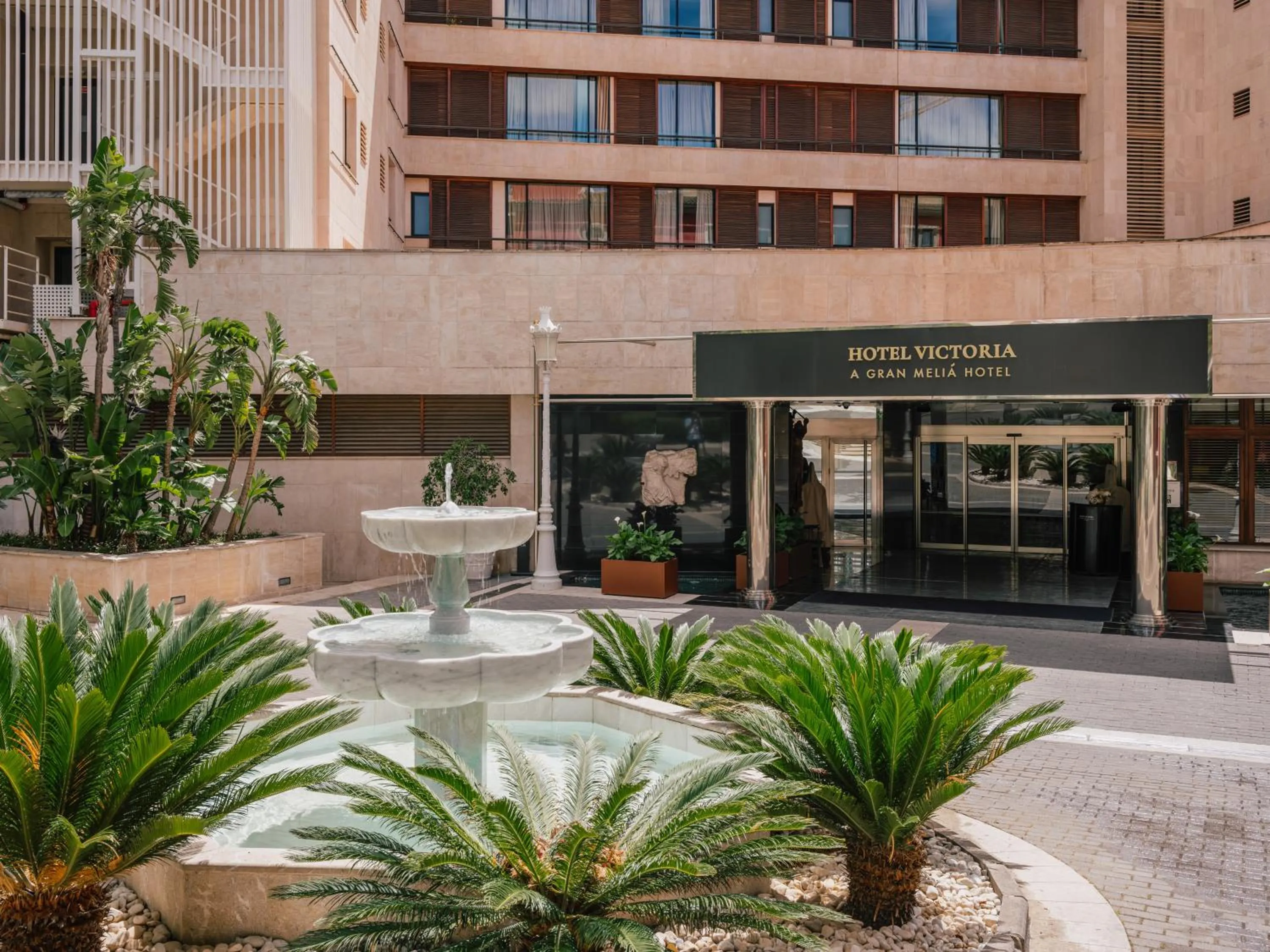 Property building in Hotel Victoria Gran Meliá