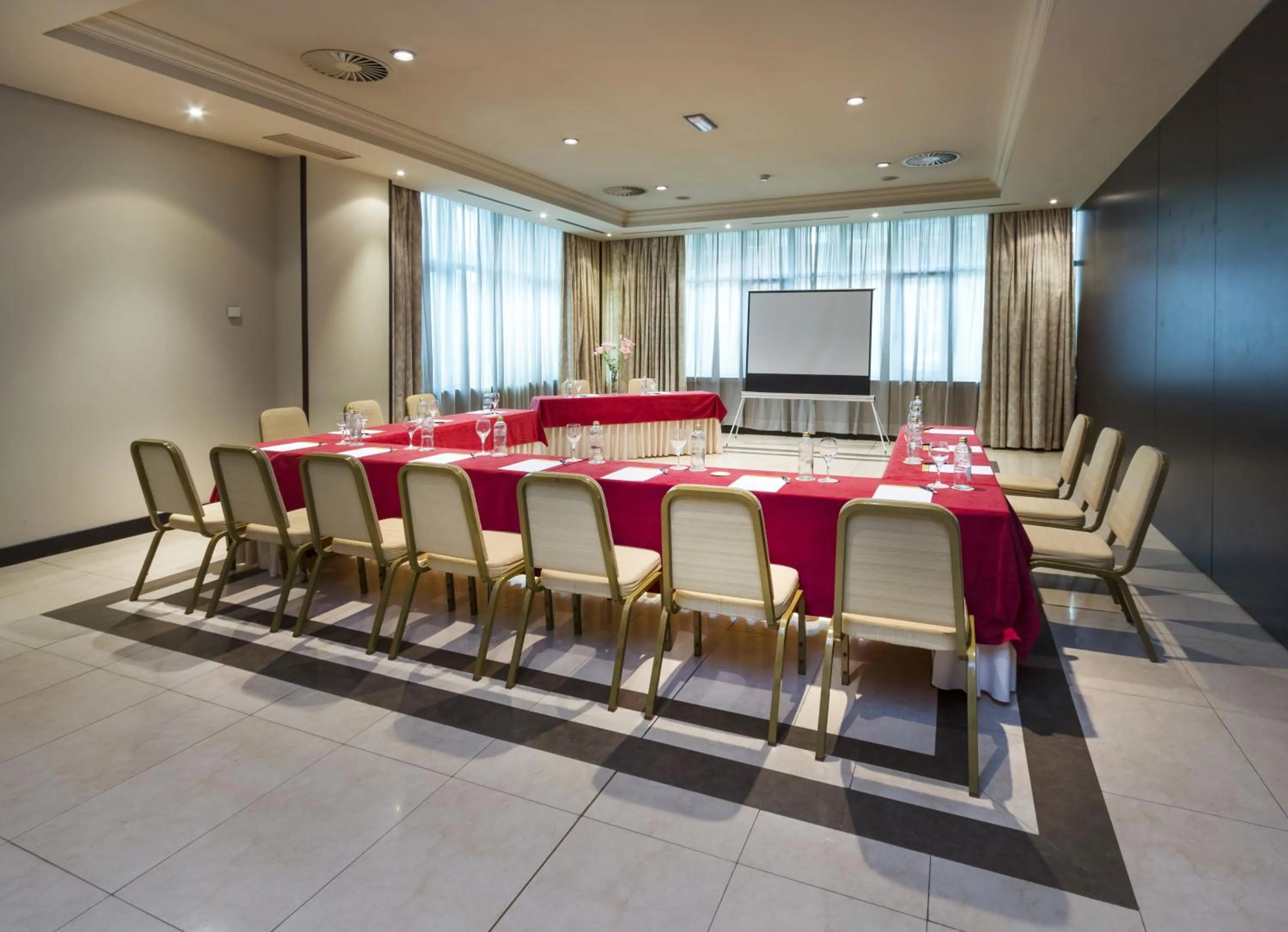 Meeting/conference room in Exe Oviedo Centro