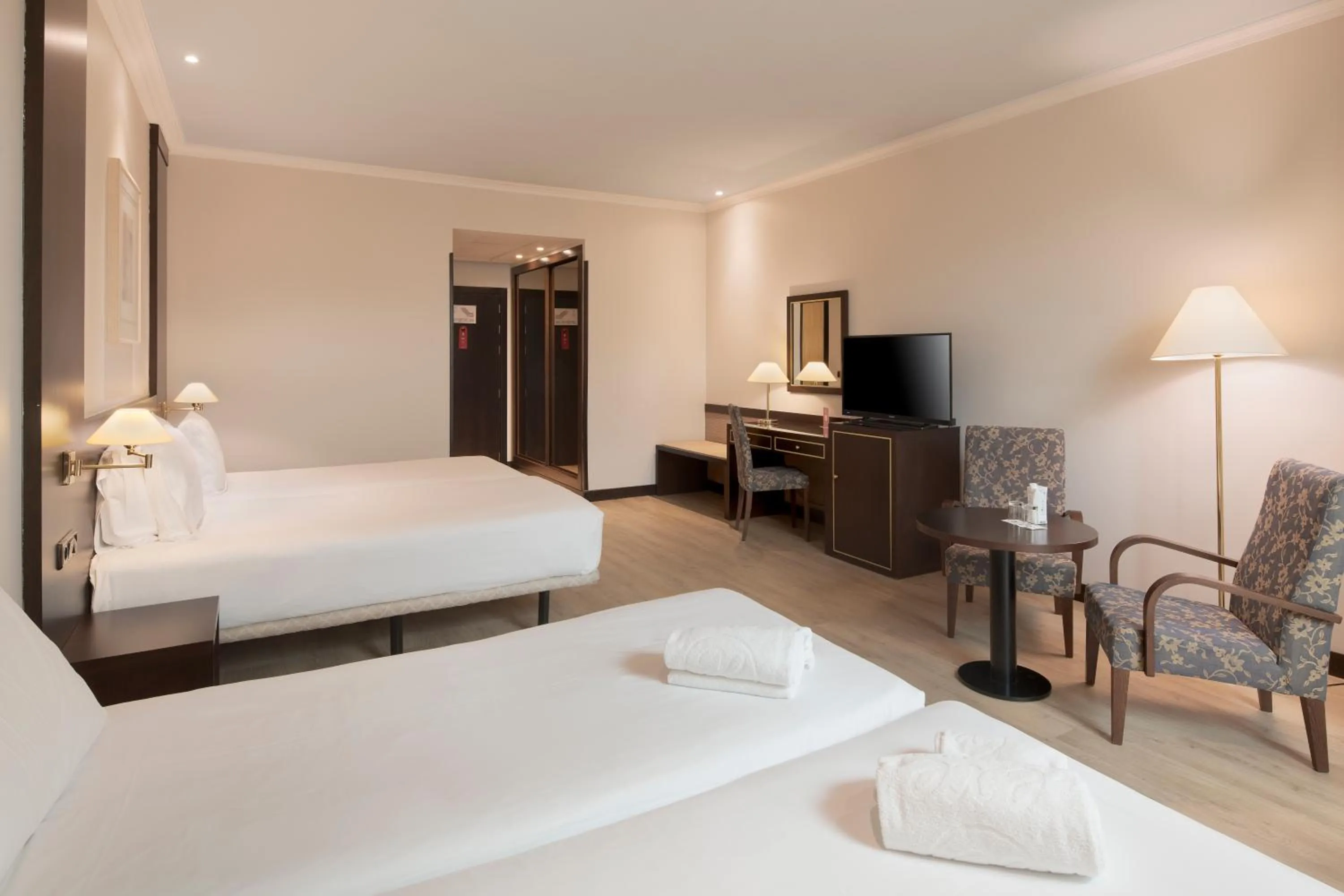 Bed in Exe Oviedo Centro