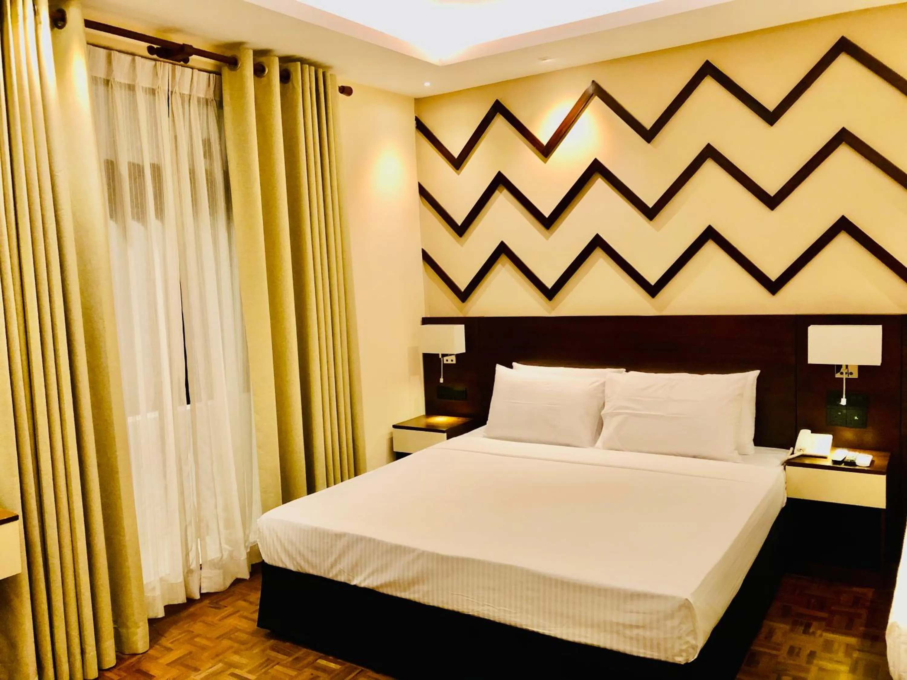 Bed in Tropic Inn - Mount Lavinia