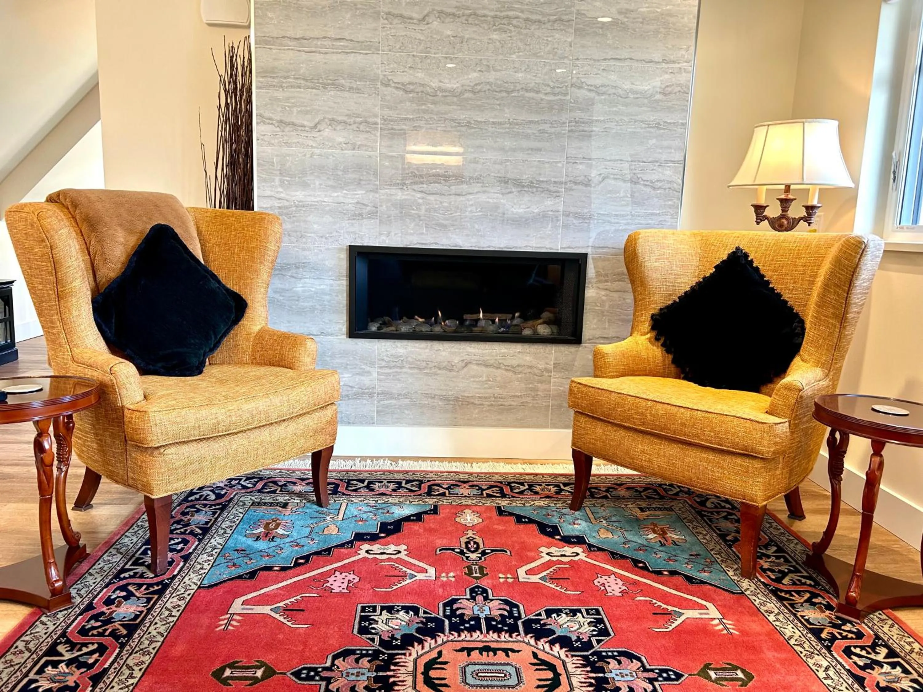 Living room in Seagull Studio Vacation Suite