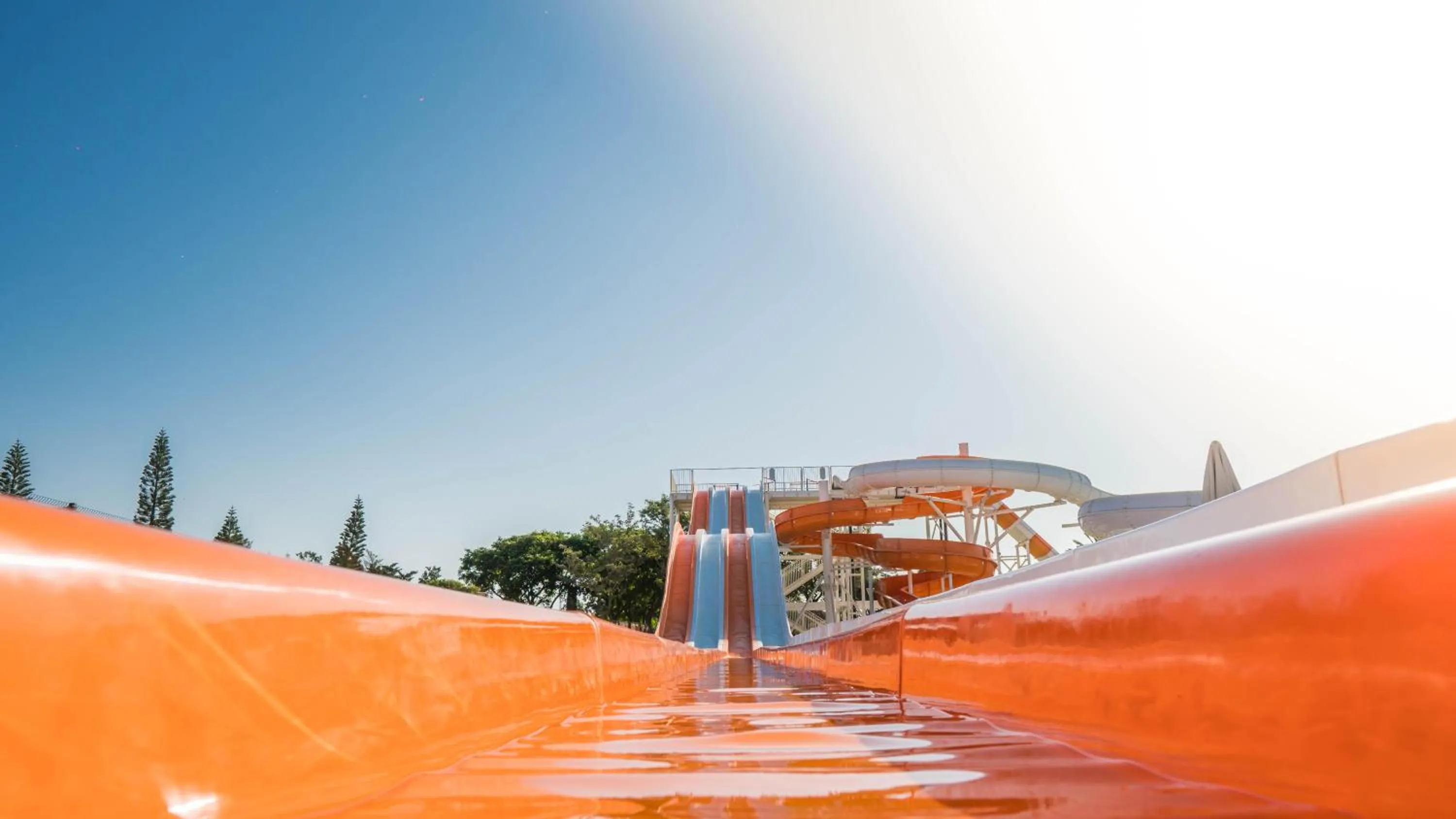 Swimming pool in ALEGRIA Costa Ballena Aquafun
