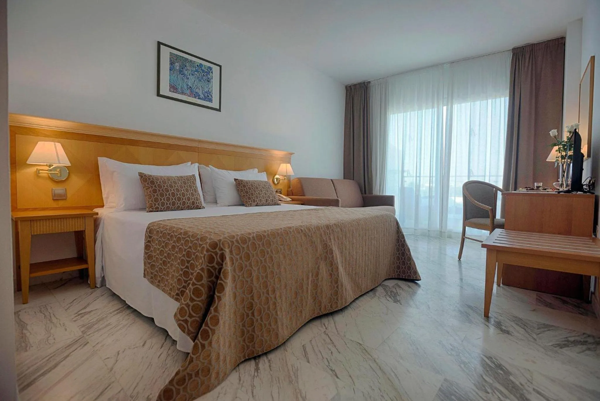 Photo of the whole room, Bed in ALEGRIA Costa Ballena Aquafun