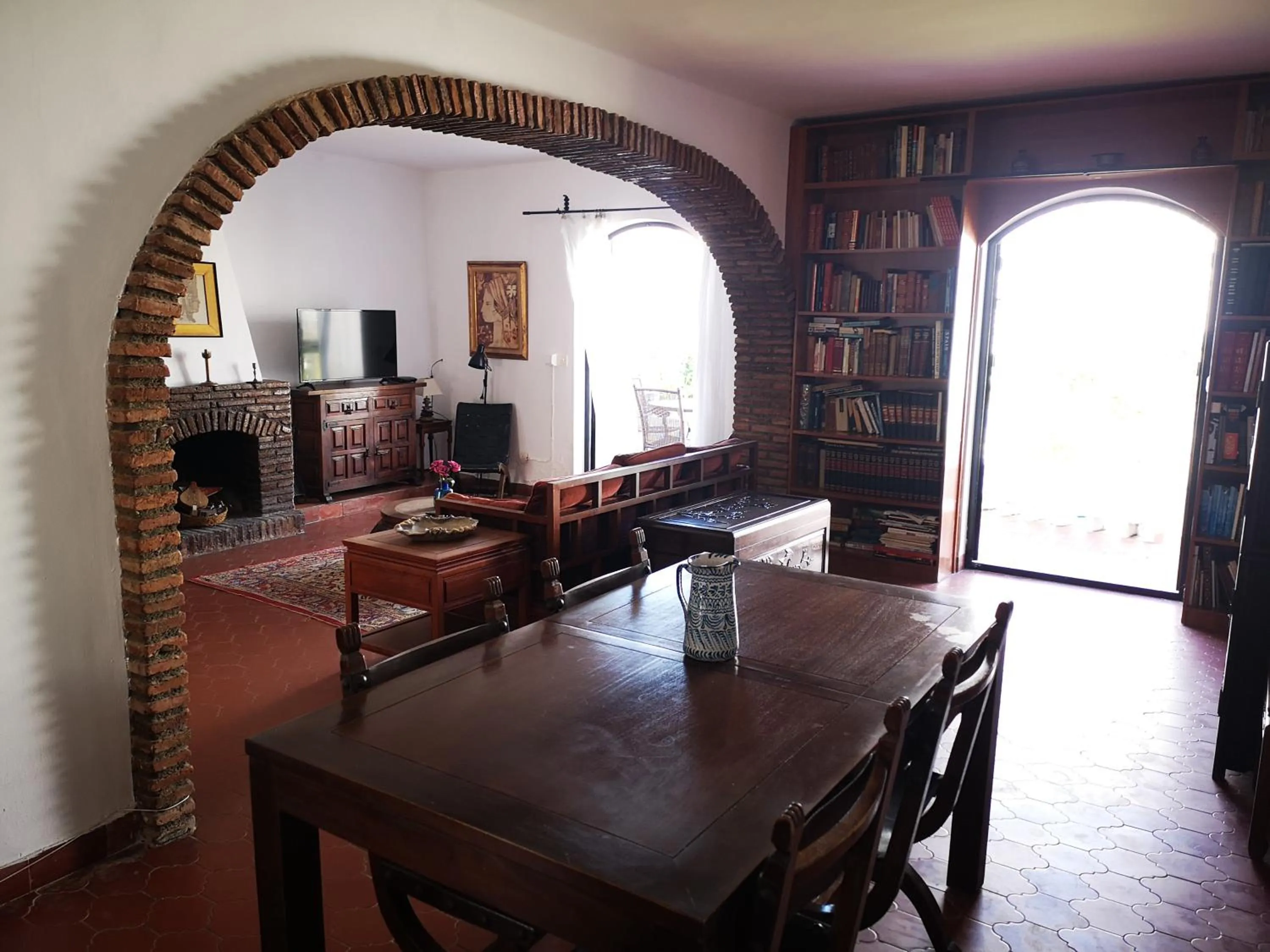 Dining area in El Capistrano