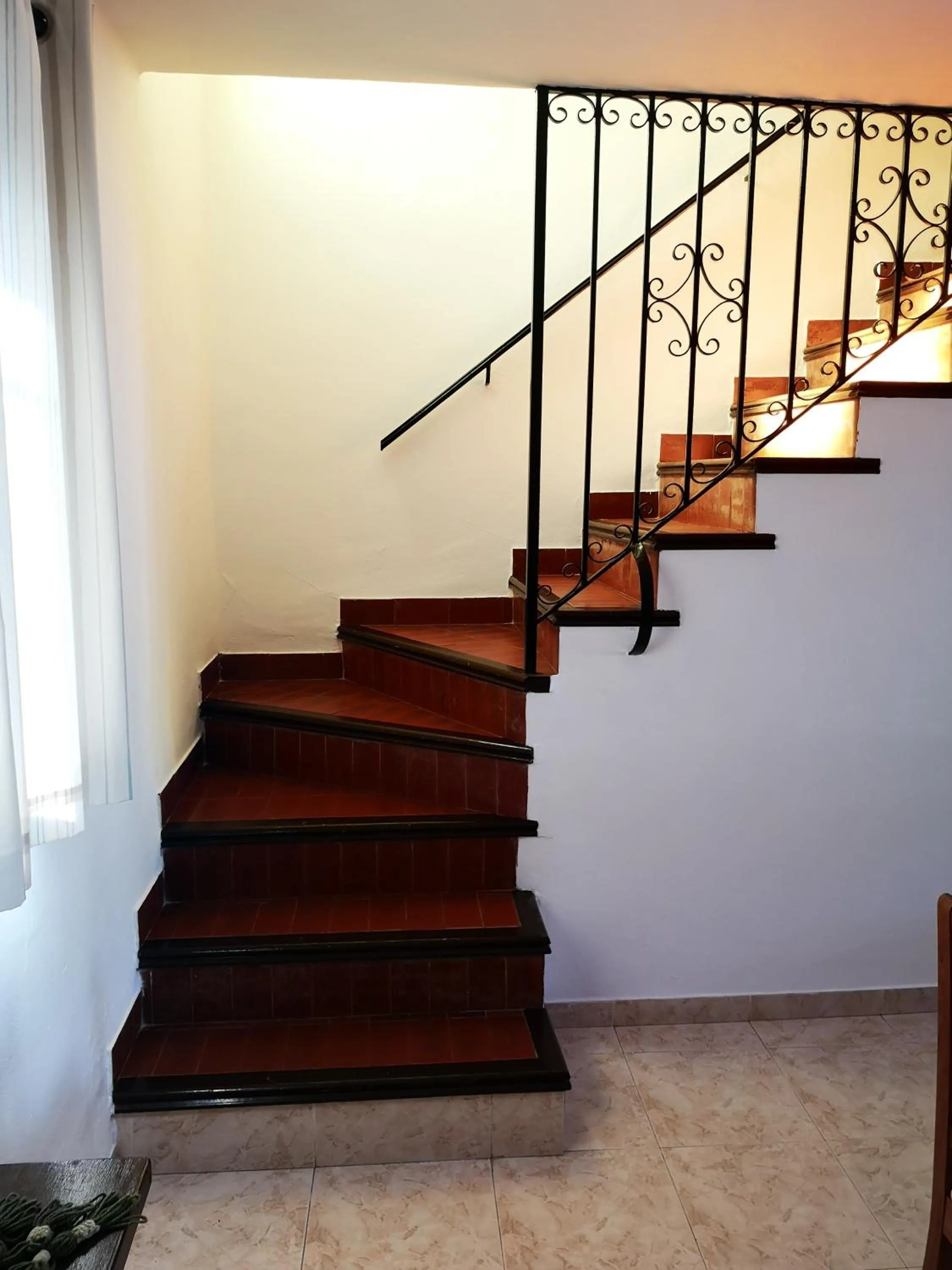 Photo of the whole room in El Capistrano