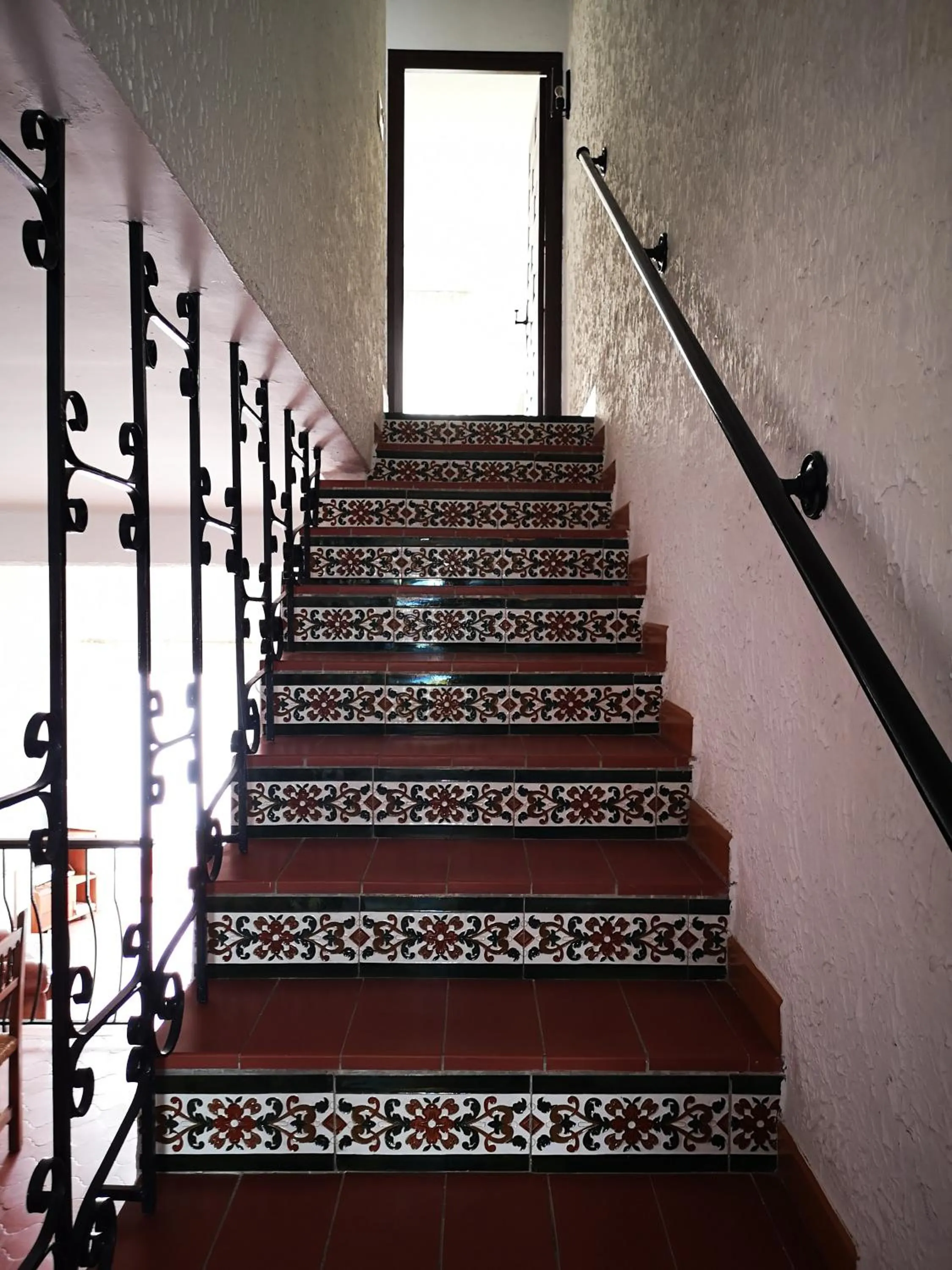 Photo of the whole room in El Capistrano