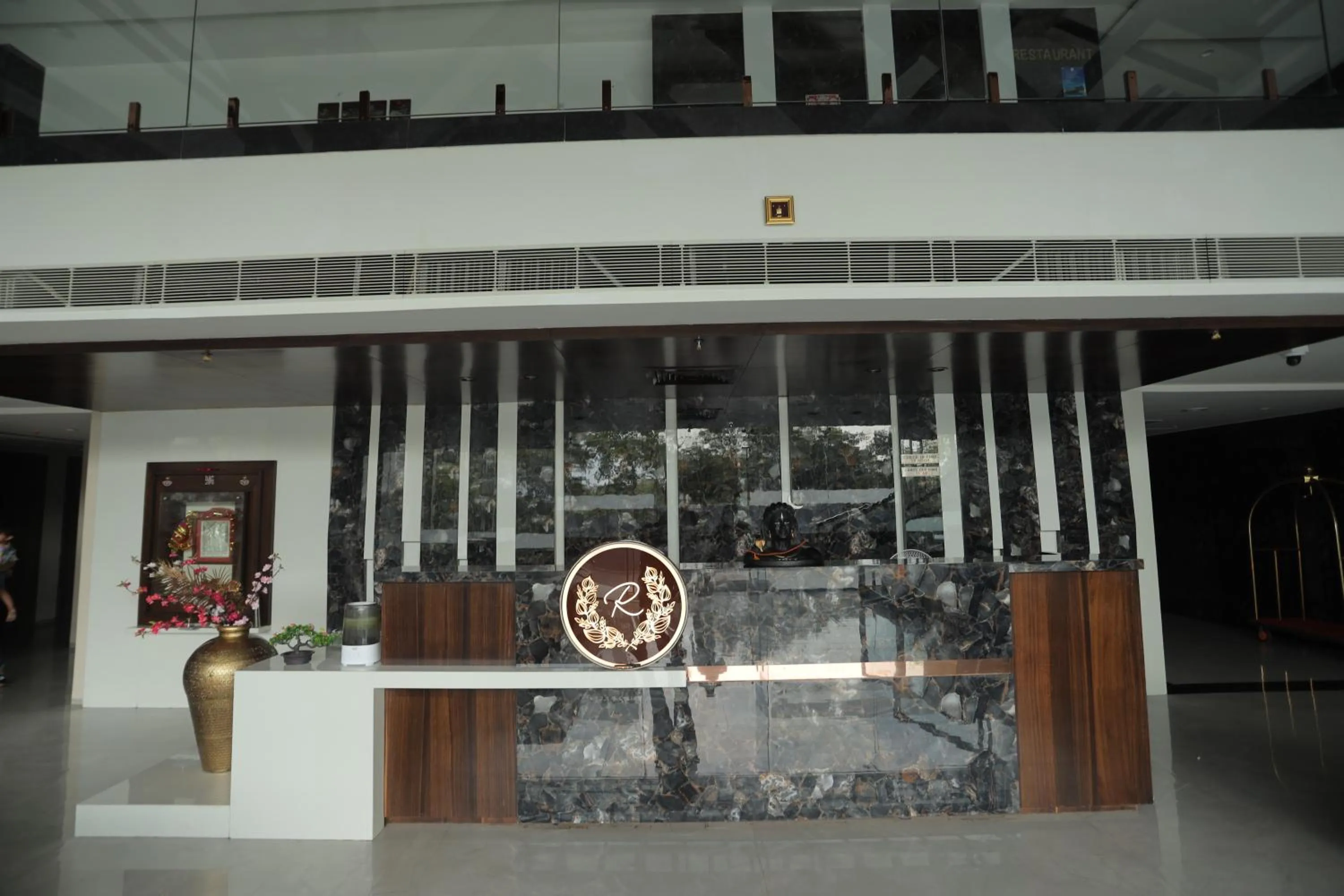 Lobby or reception in Ratnapriya hotel and resort