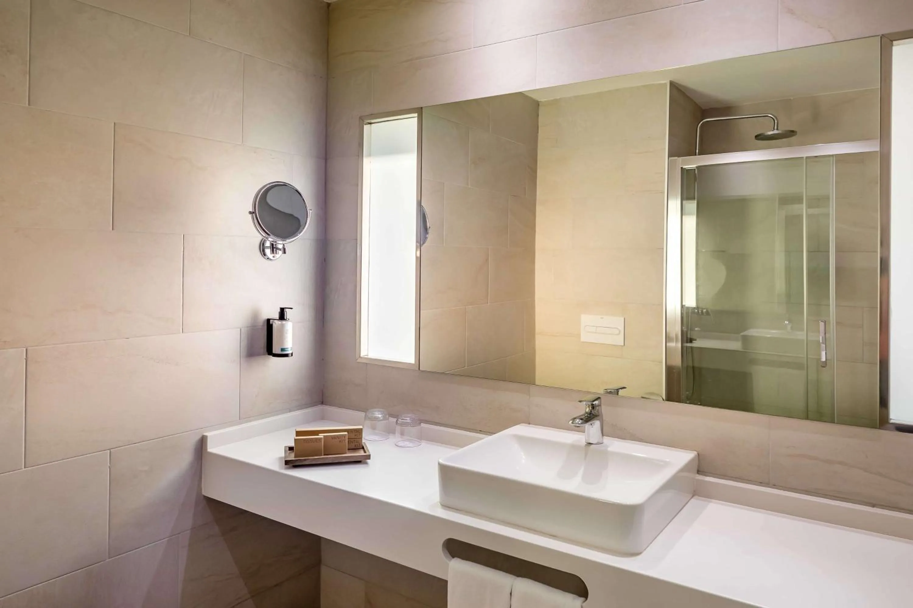 Bathroom in Occidental Fuengirola