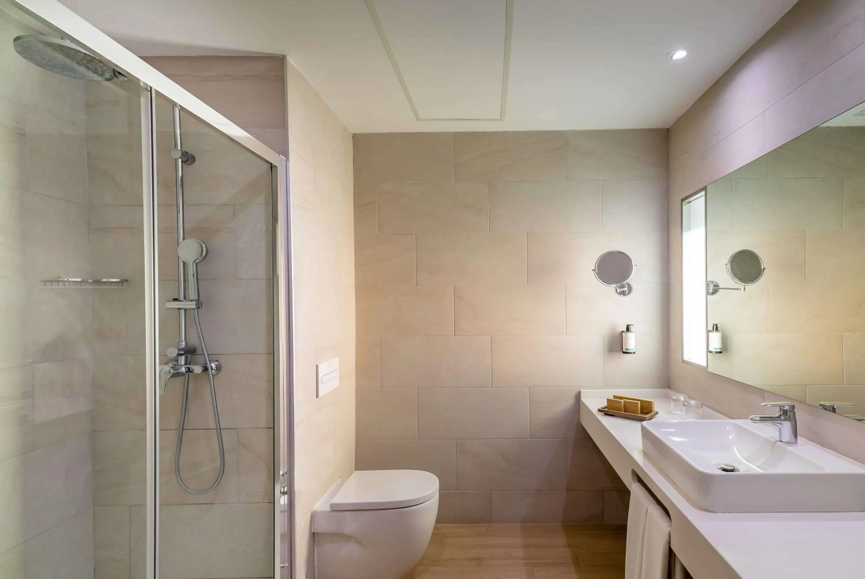 Bathroom in Occidental Fuengirola