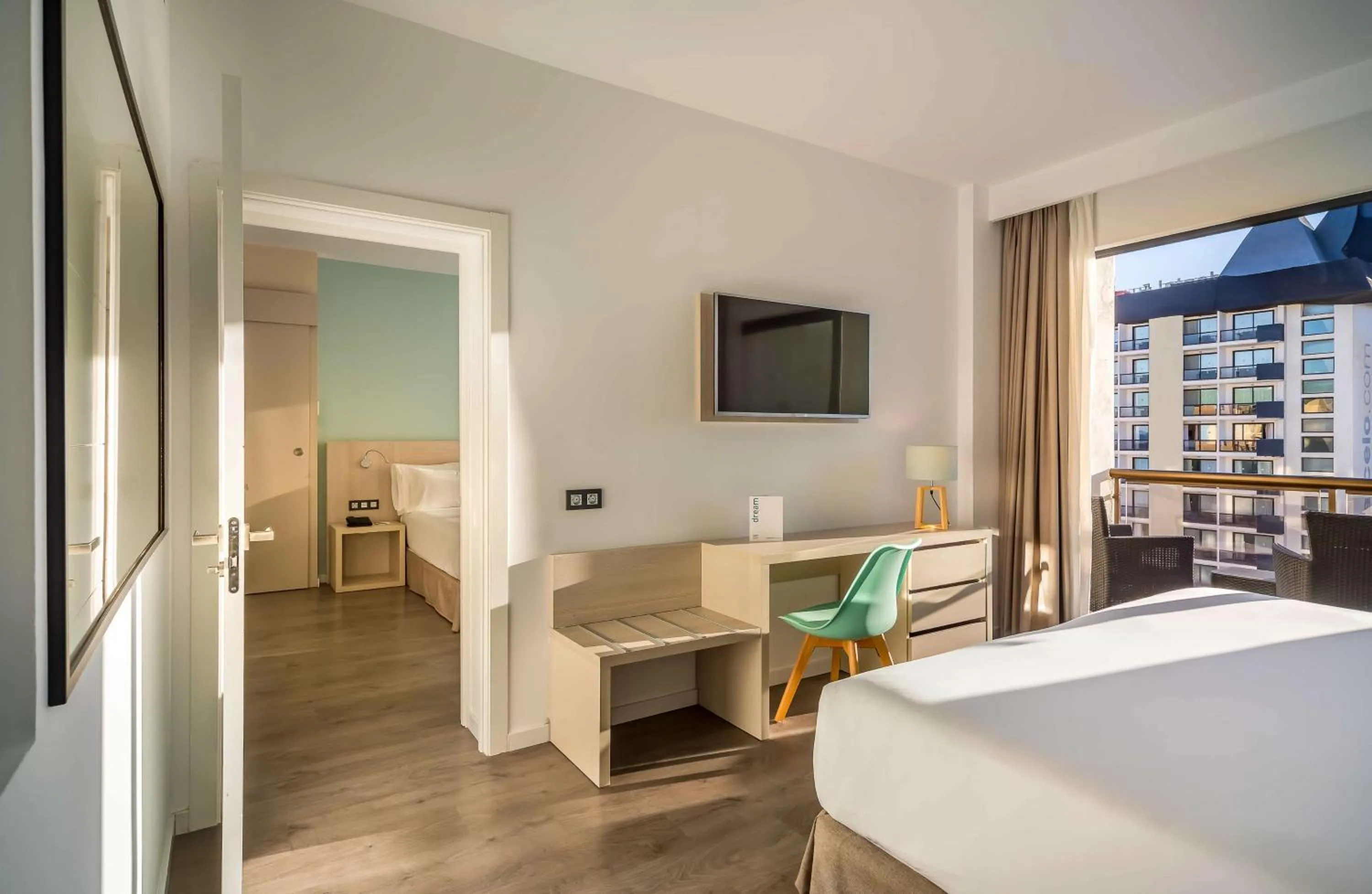 Bedroom, Bed in Occidental Fuengirola