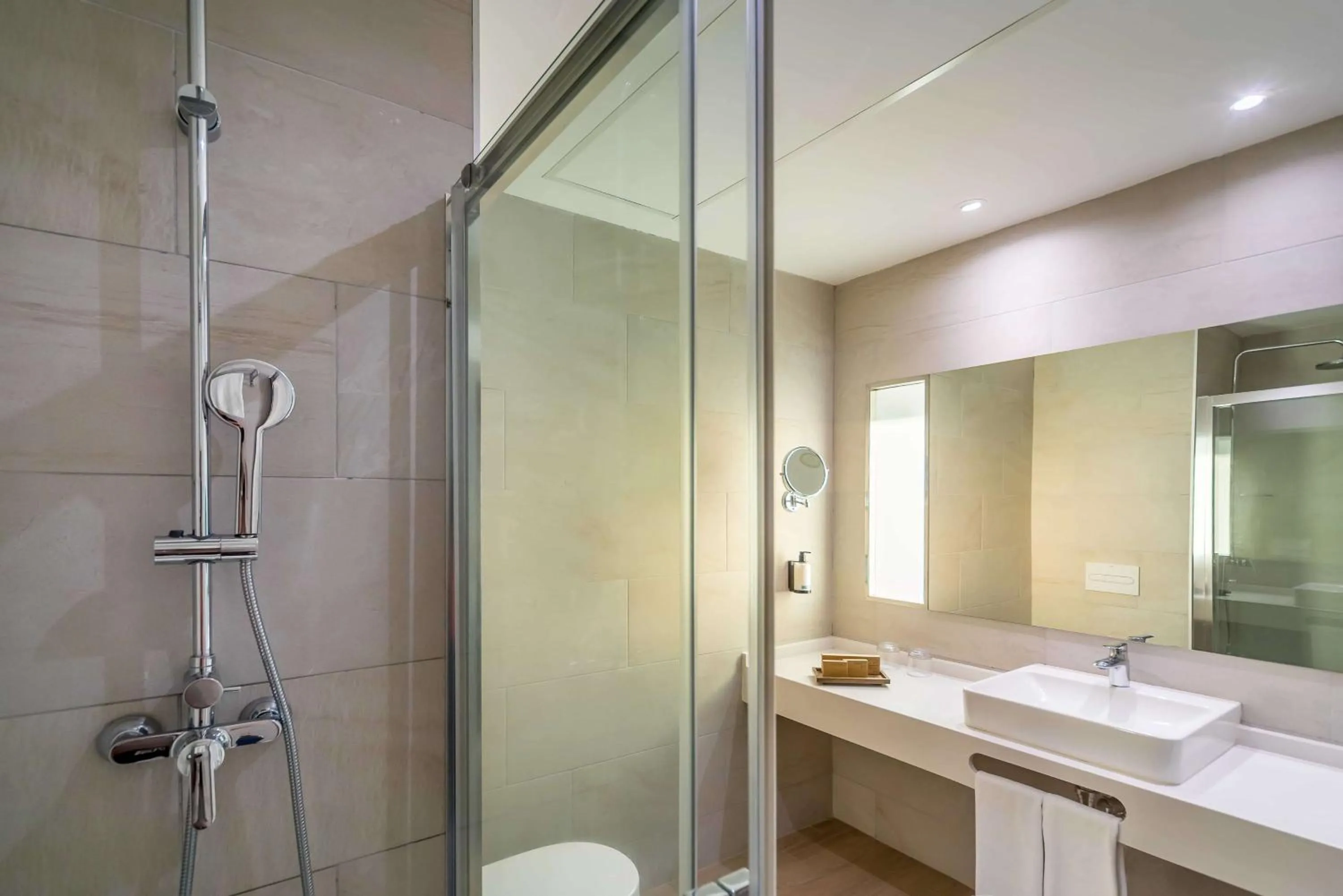 Bathroom in Occidental Fuengirola