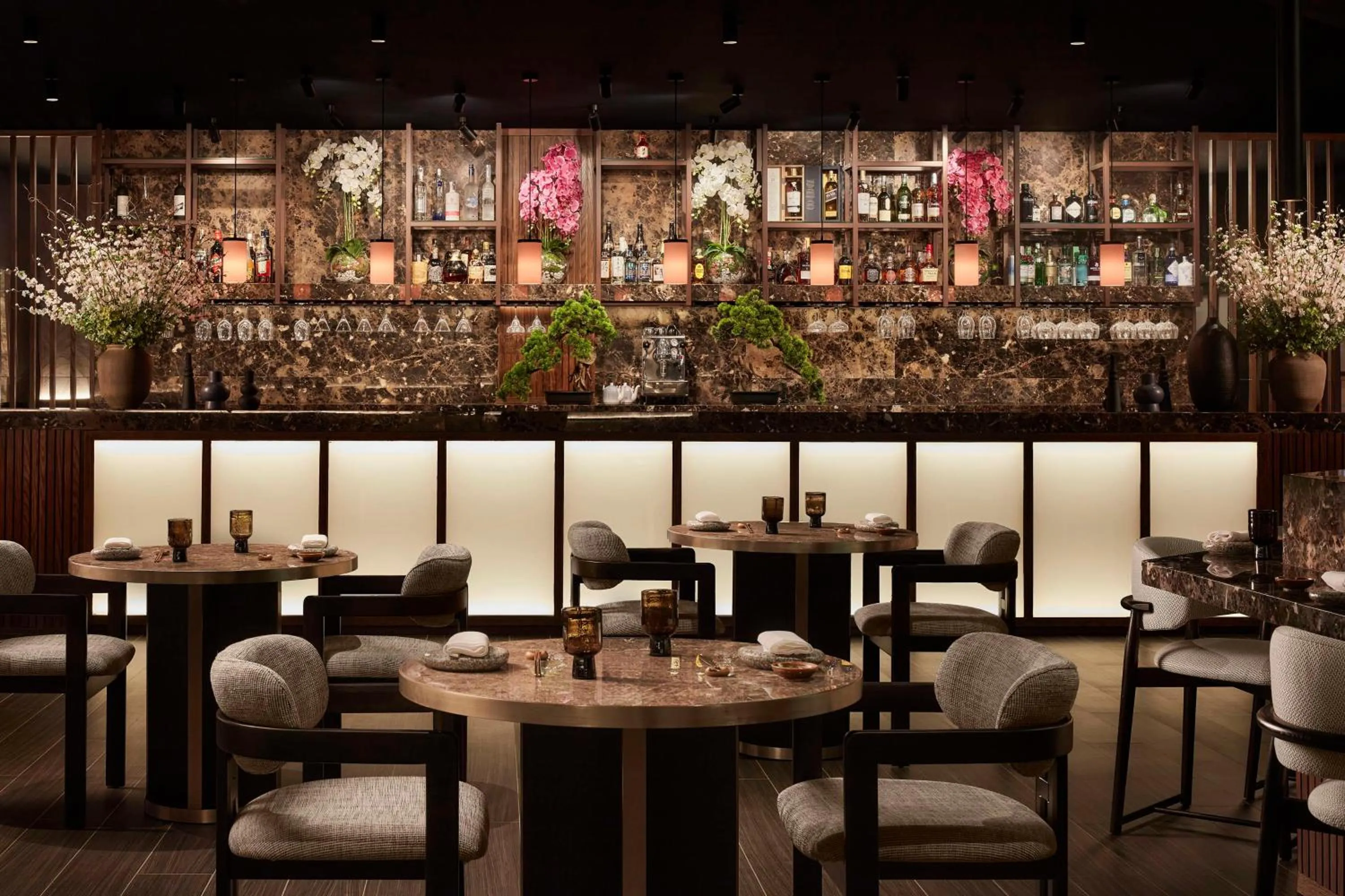 Restaurant/places to eat in Tivoli La Caleta Resort