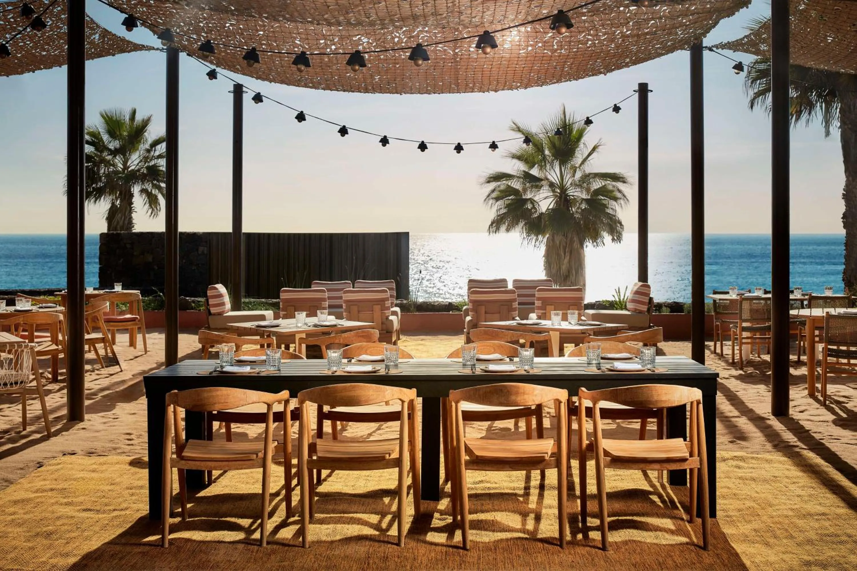 Restaurant/places to eat in Tivoli La Caleta Resort