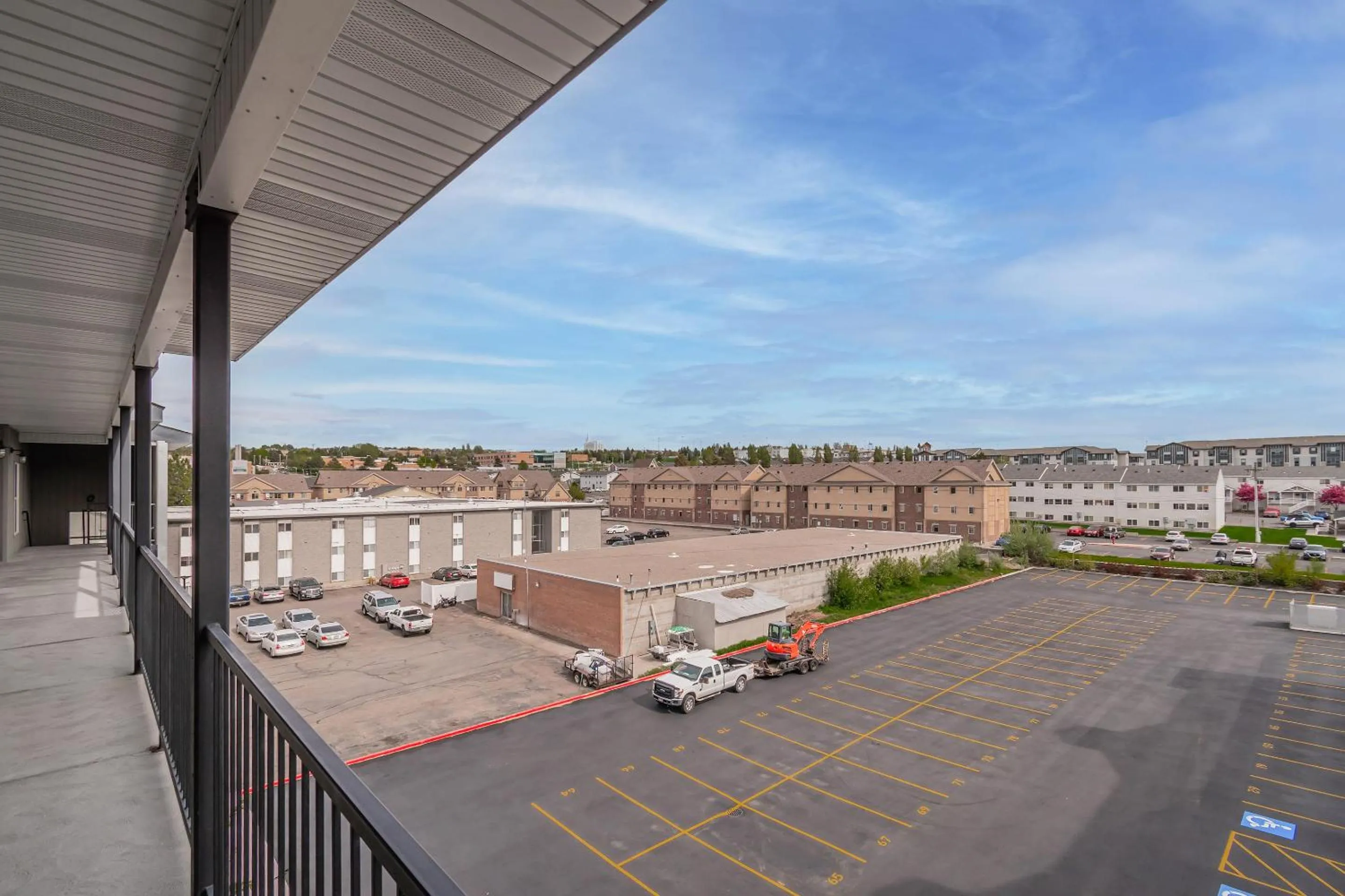 Street view in Bringham's Mill Apartments Perfect for Groups Full Kitchen Gym and Free Parking