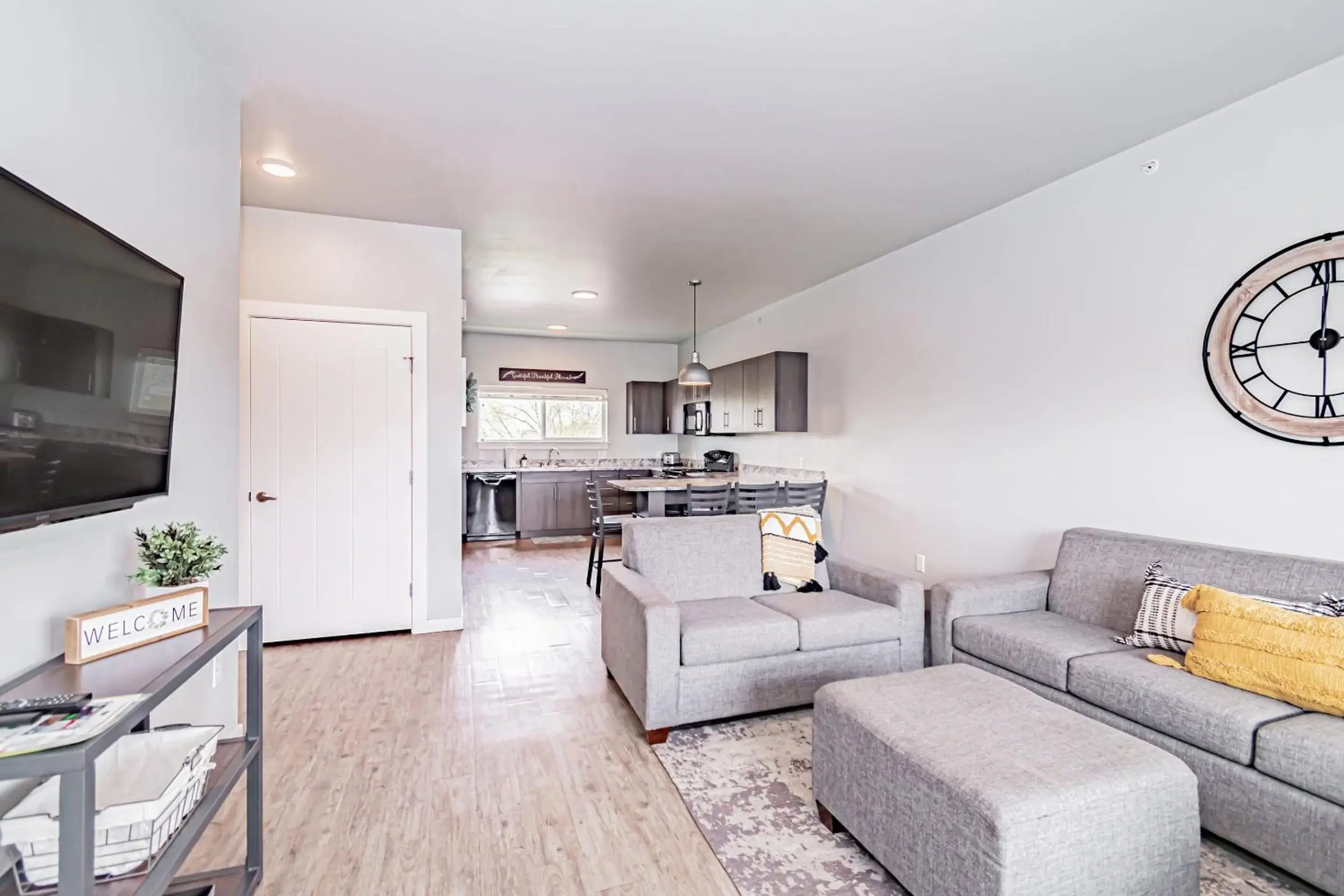 Bringham's Mill Apartments Perfect for Groups Full Kitchen Gym and Free Parking Bringham's Mill Apartments Perfect for Groups Full Kitchen Gym and Free Parking