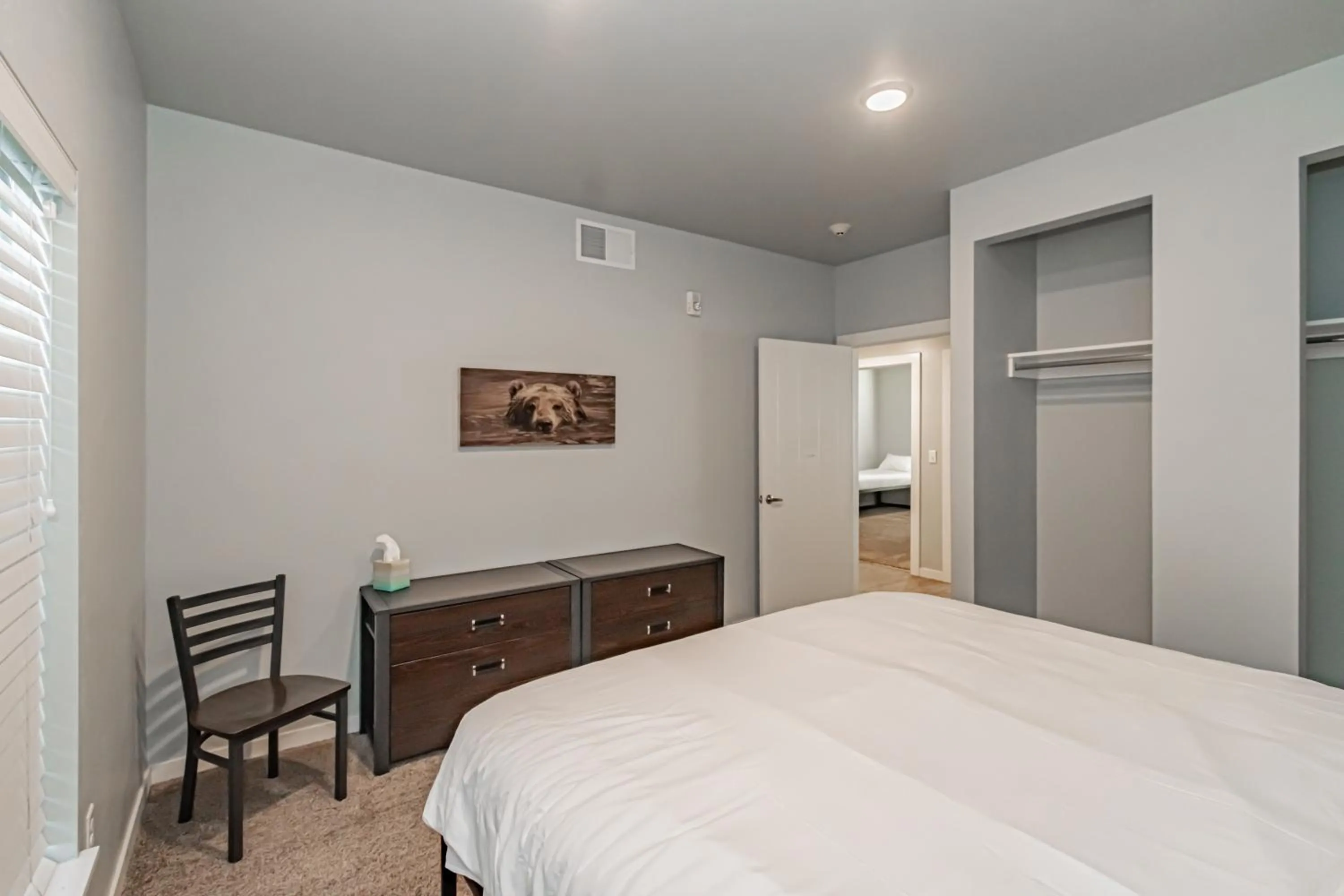 Bedroom, Bed in Bringham's Mill Apartments Perfect for Groups Full Kitchen Gym and Free Parking