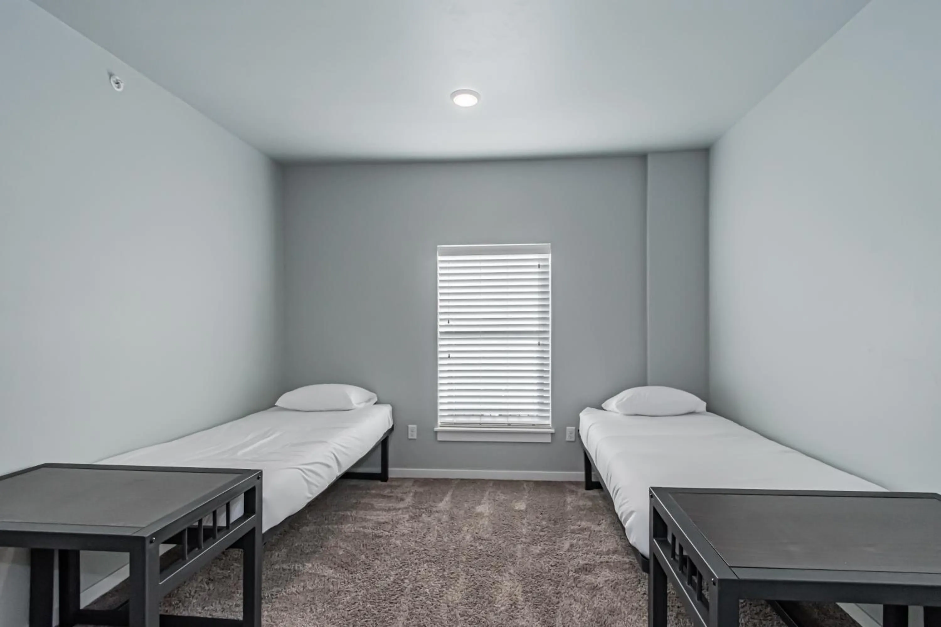 Bedroom, Bed in Bringham's Mill Apartments Perfect for Groups Full Kitchen Gym and Free Parking