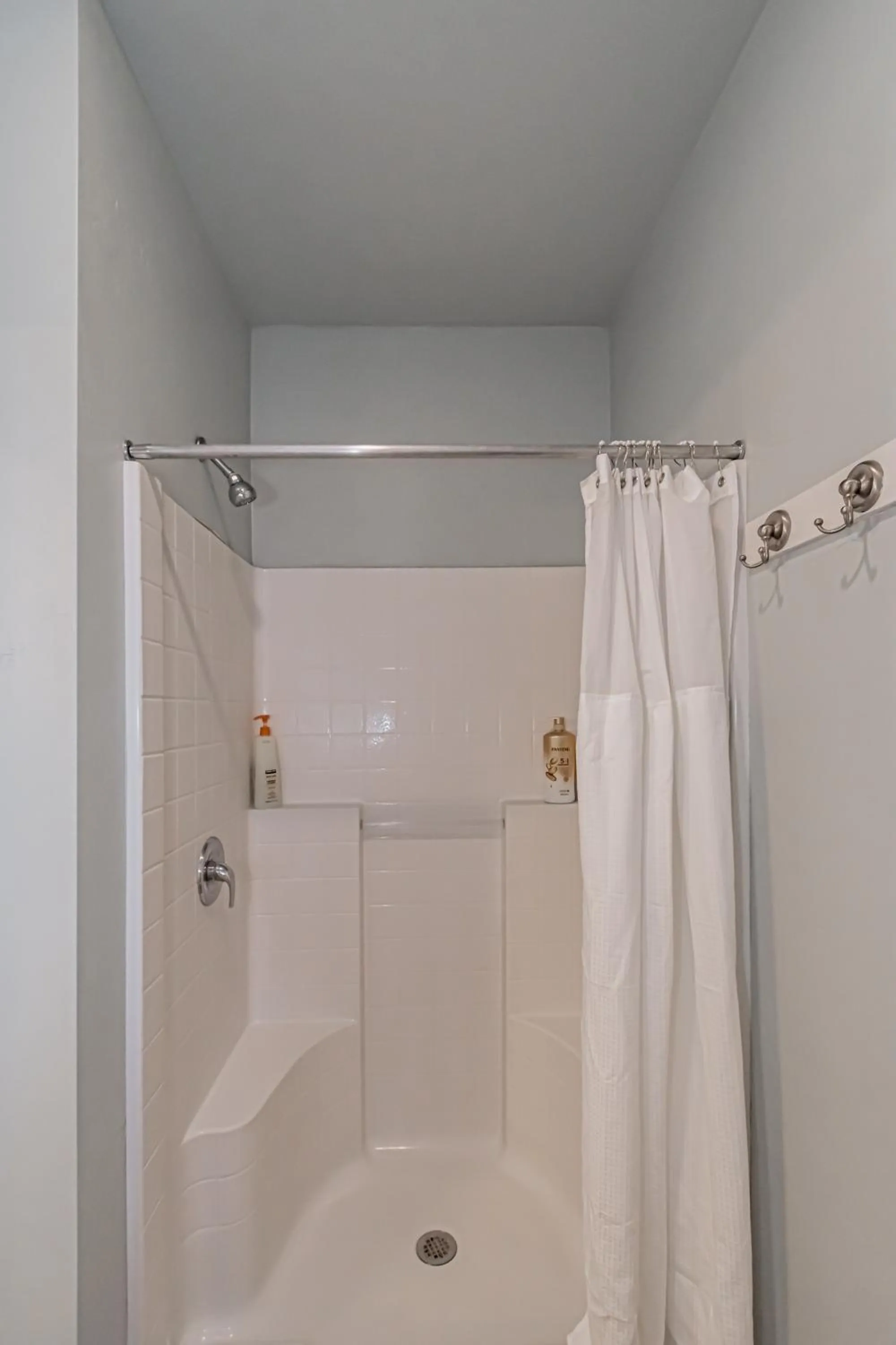 Shower in Bringham's Mill Apartments Perfect for Groups Full Kitchen Gym and Free Parking