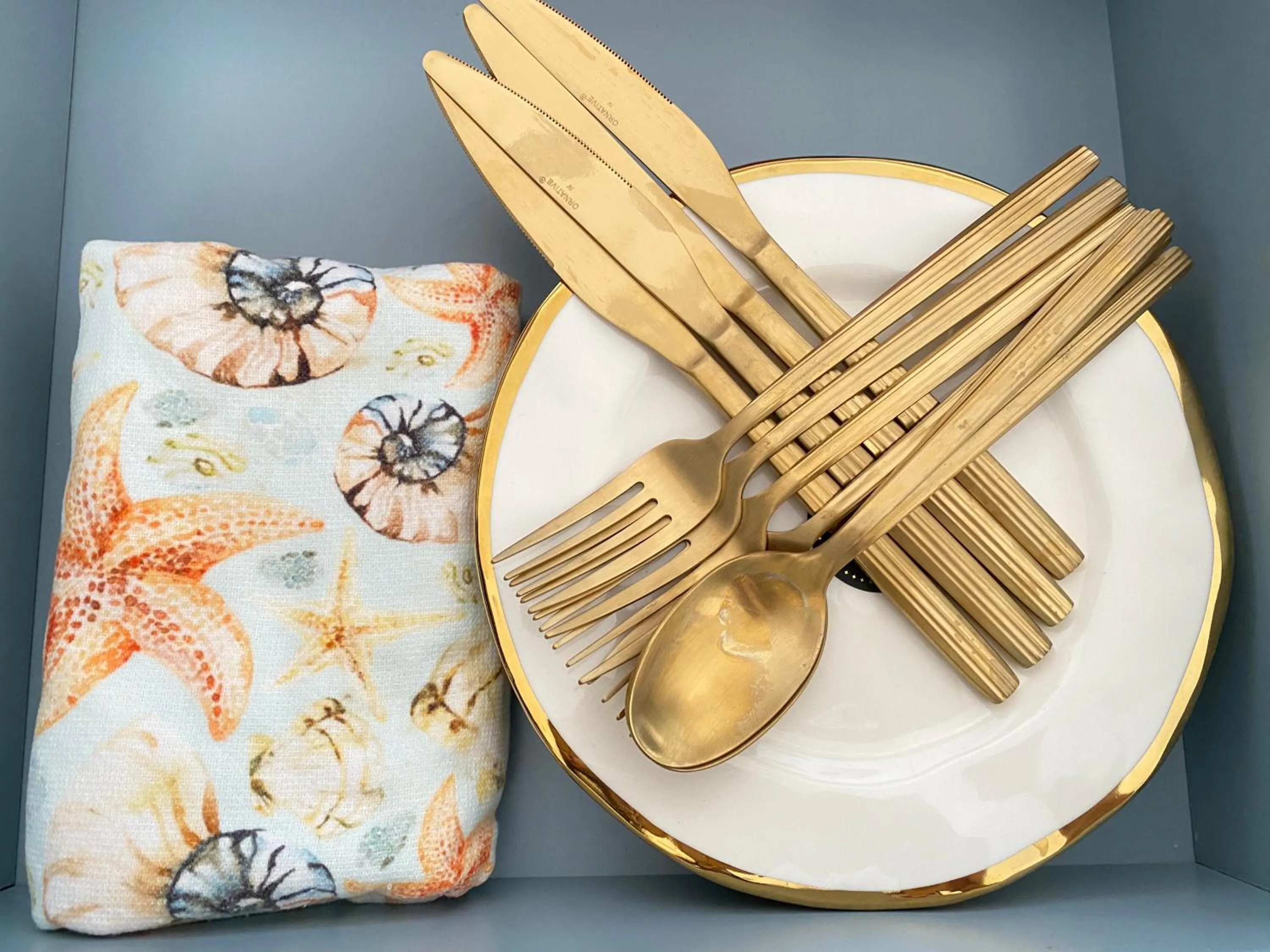 Newly renovated luxury, modern style Waikiki Sunset Hotel Ocean view Freeparking