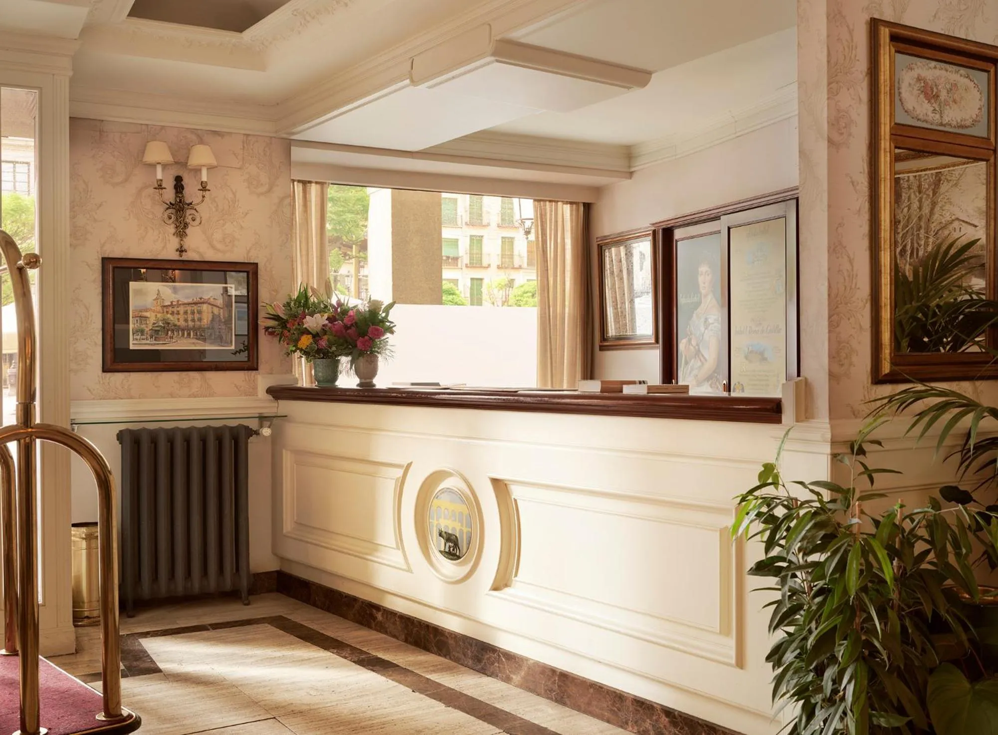 Lobby or reception in Hotel Infanta Isabel by Recordis Hotels