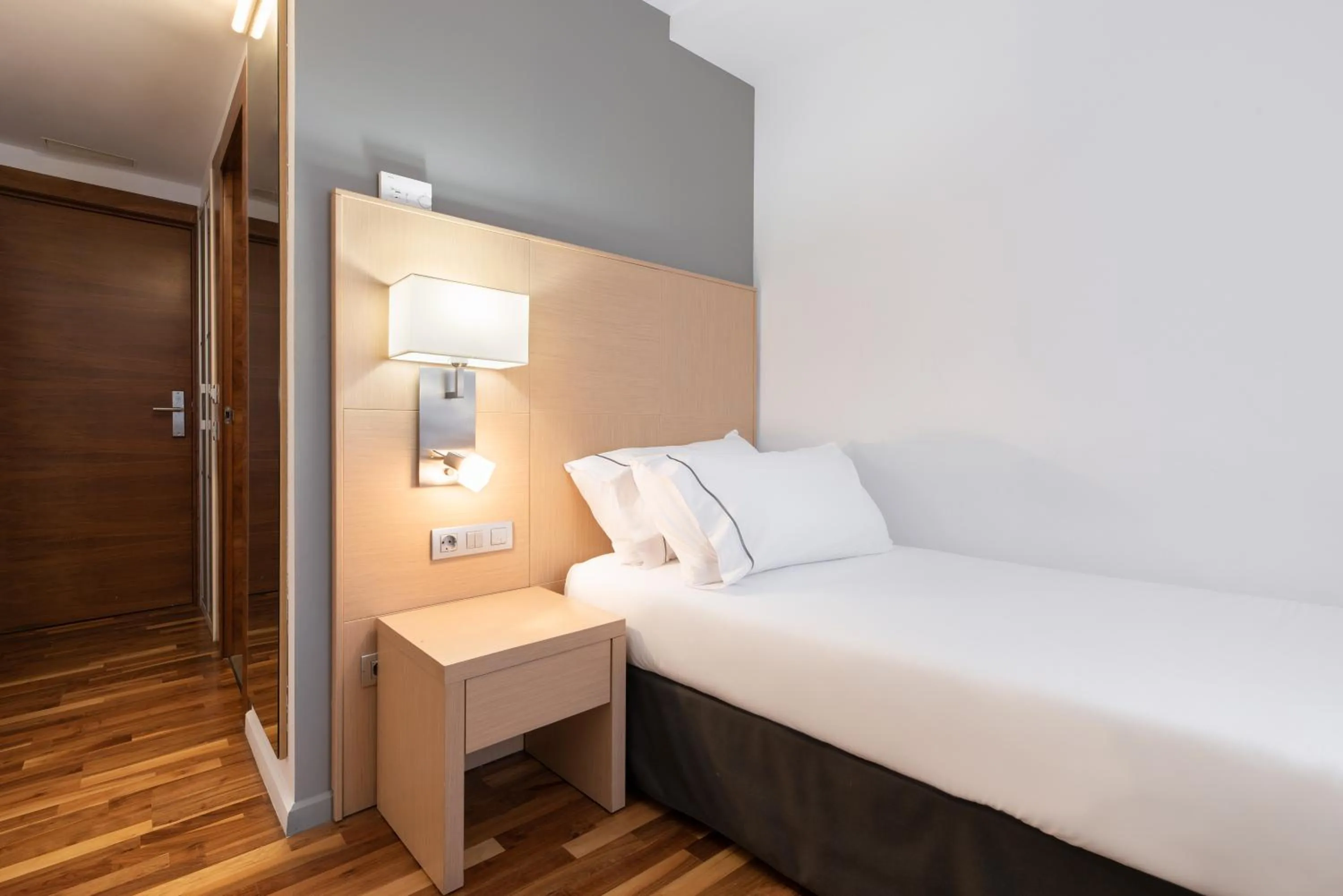 Bed in Eurostars Marqués de Vallejo