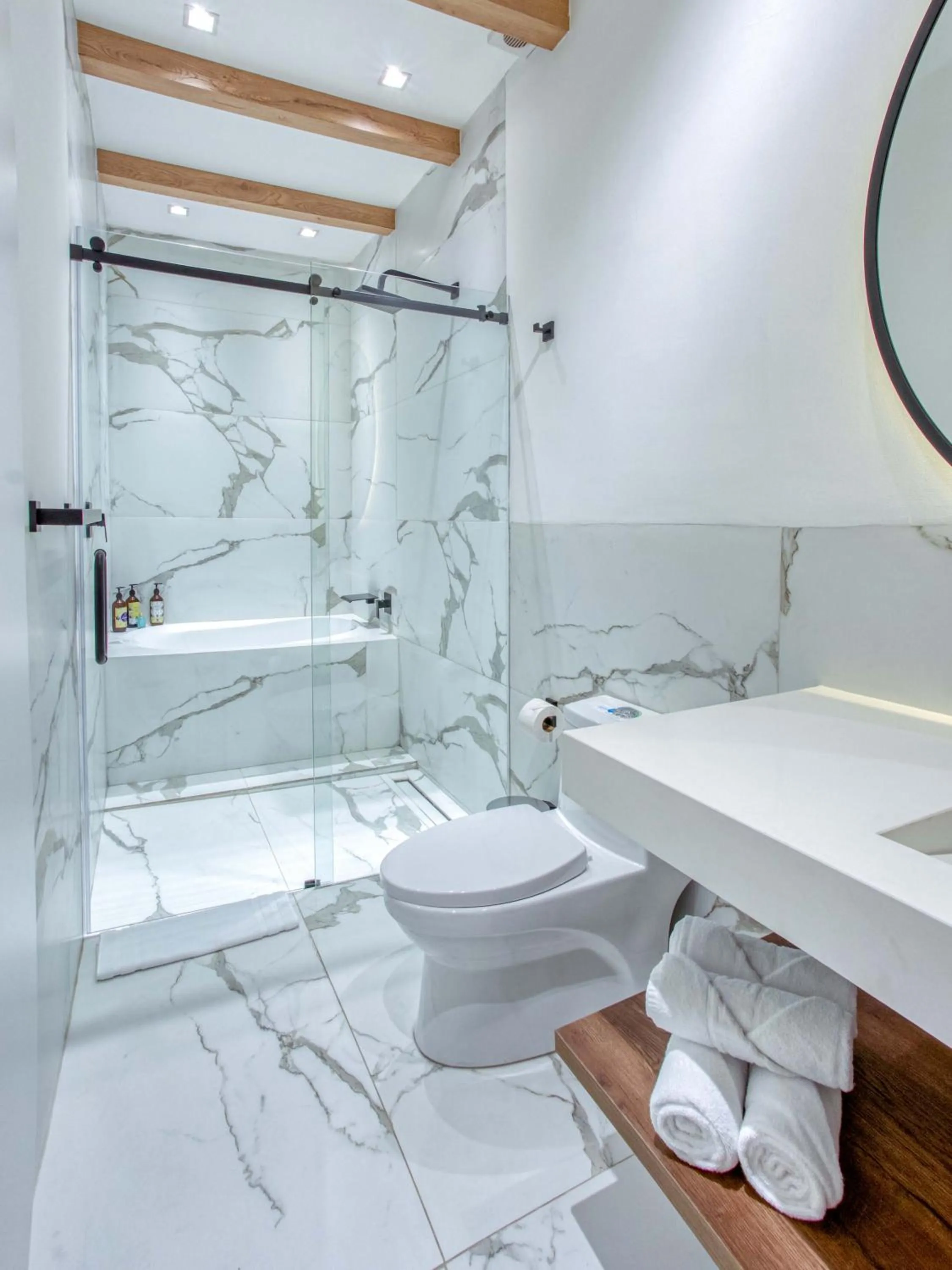 Shower in Wanderlot - Hotel Plaza Central