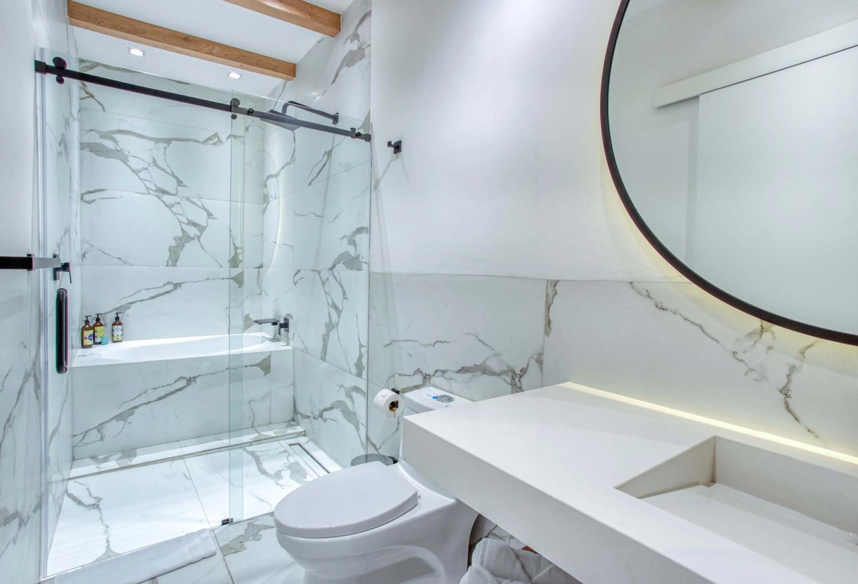 Toilet in Wanderlot - Hotel Plaza Central