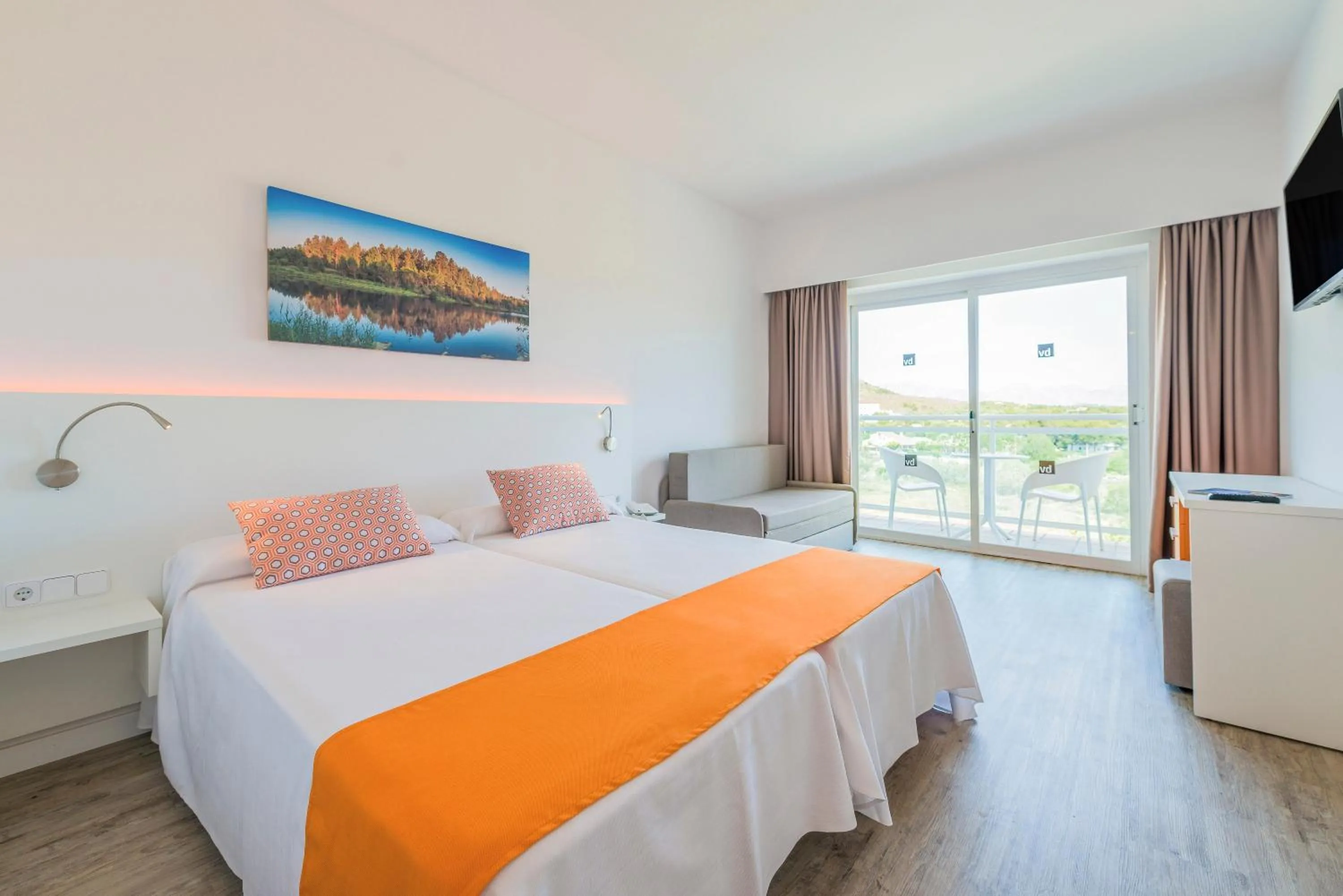 Other, Bed in Bellevue Lagomonte