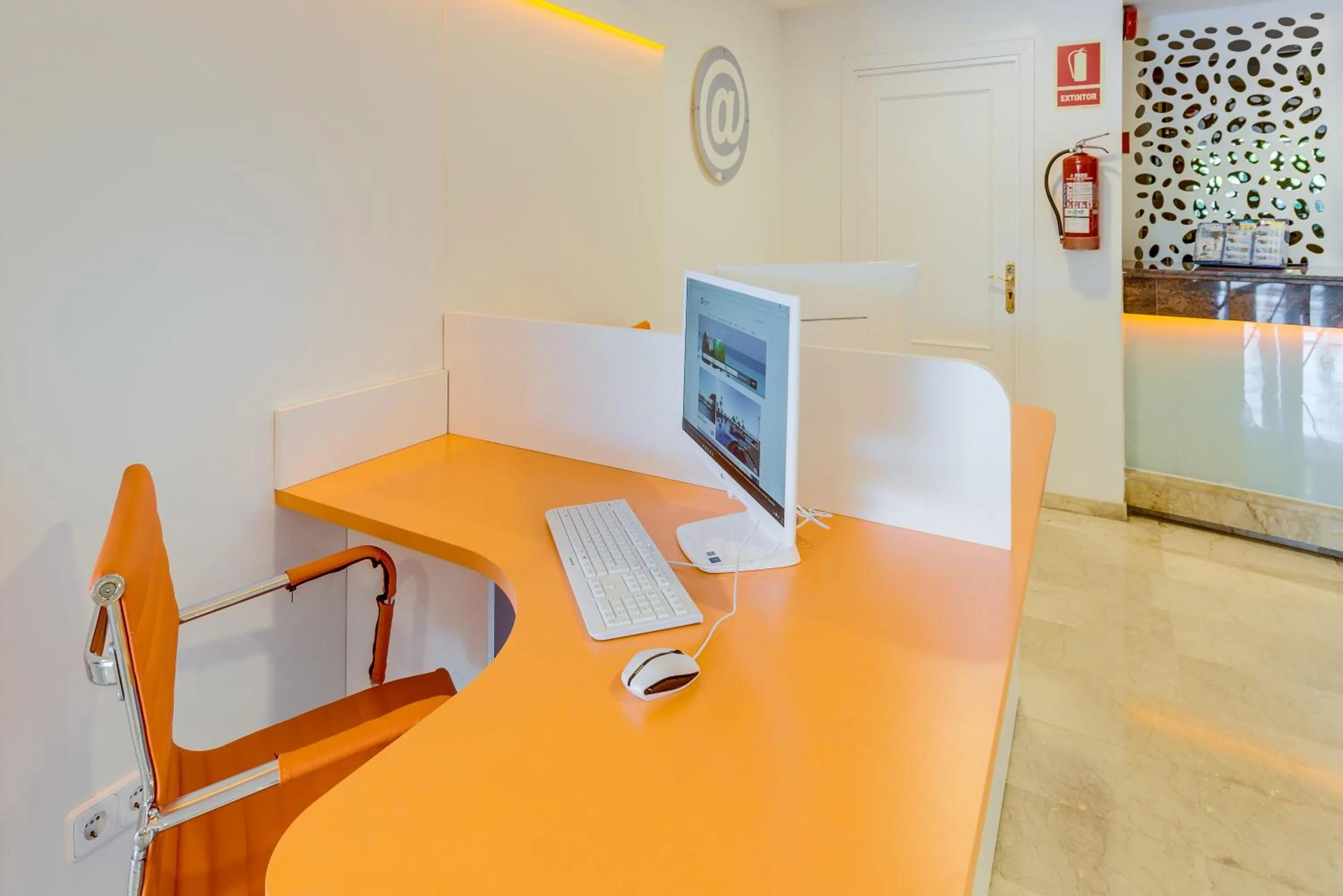 Entertainment in Bellevue Lagomonte