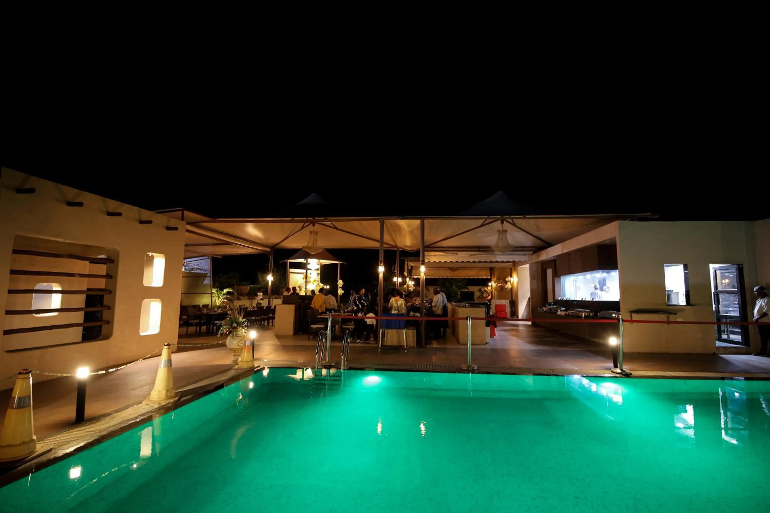 BBQ facilities in Enrise by Sayaji Rewa