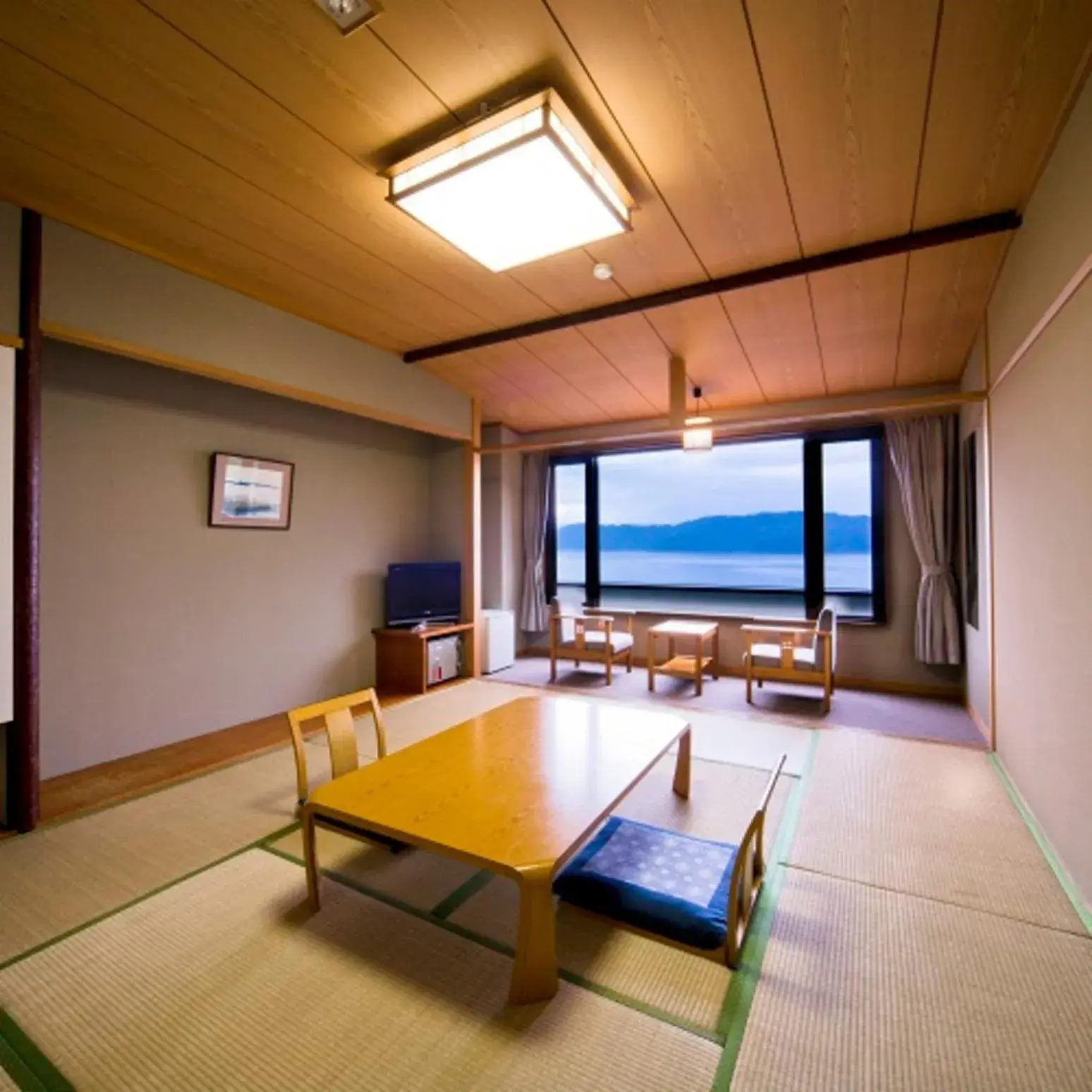 Japanese-Style Room with Lake View - single occupancy - East Building - Non-Smoking in Kyukamura Ohmi-Hachiman Japanese-Style Room with Lake View - single occupancy - East Building - Non-Smoking in Kyukamura Ohmi-Hachiman