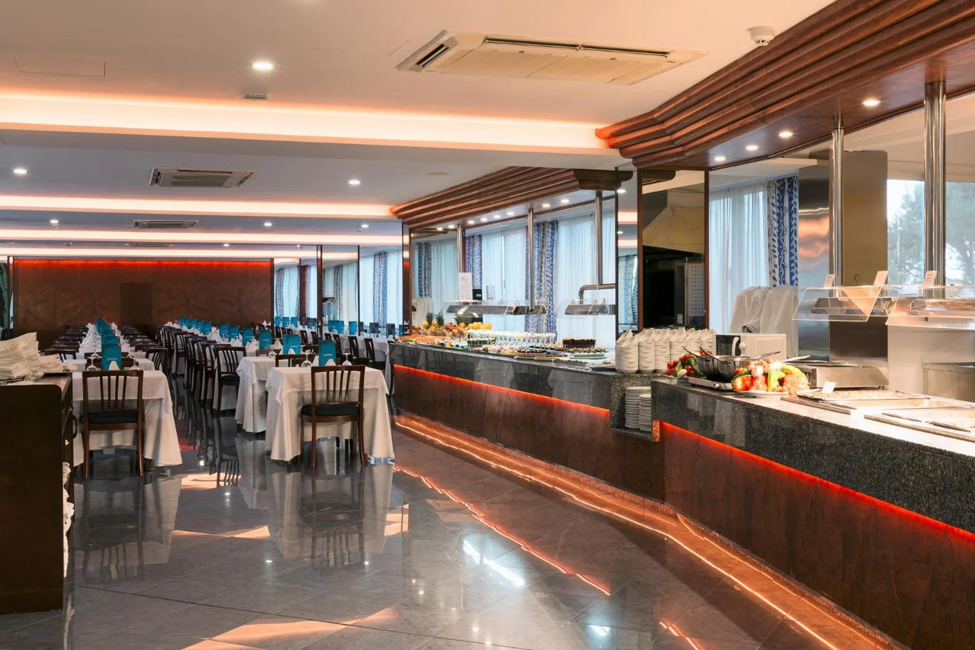 Restaurant/places to eat in Bellevue Vistanova