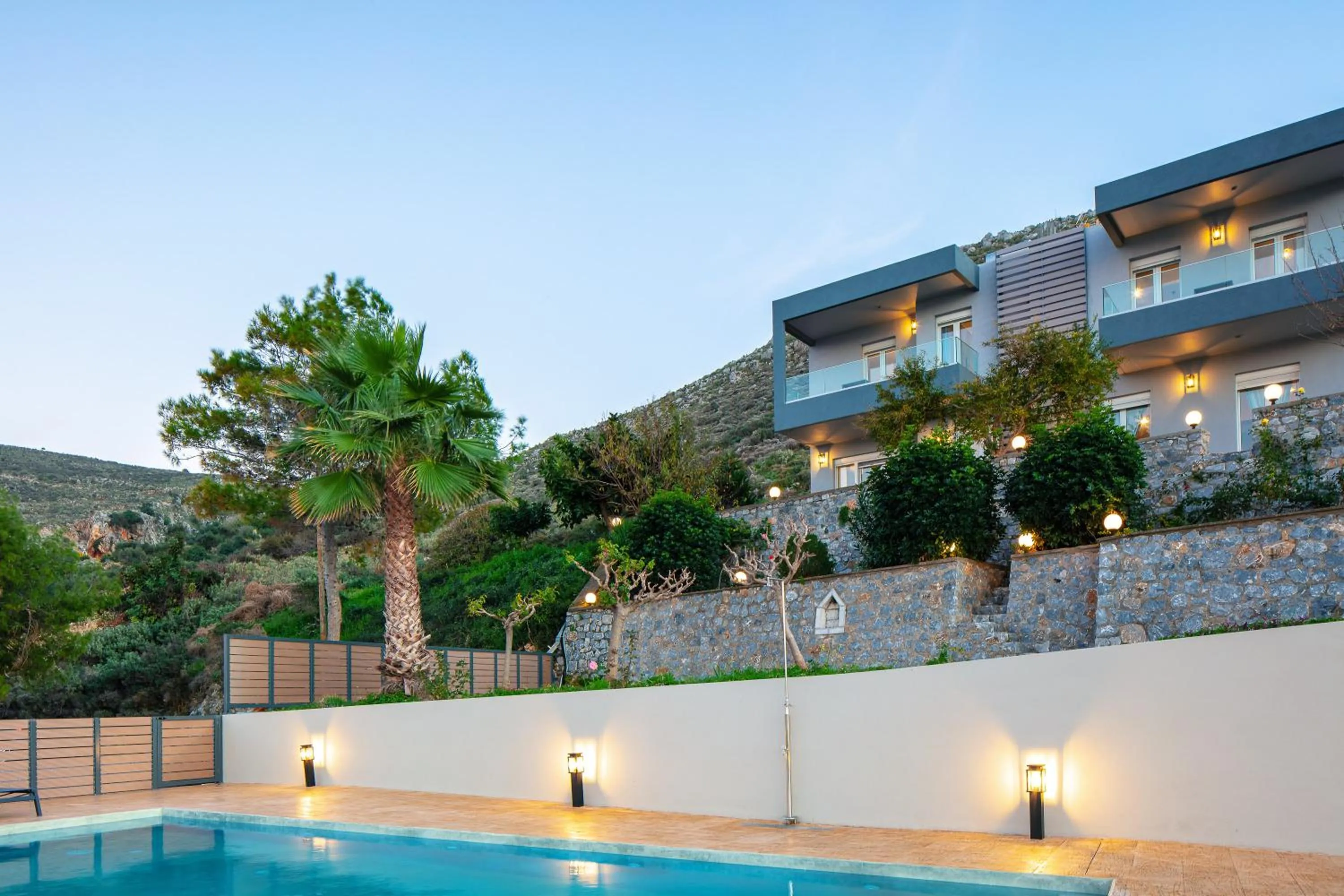 Property building in Pietra Di Mare