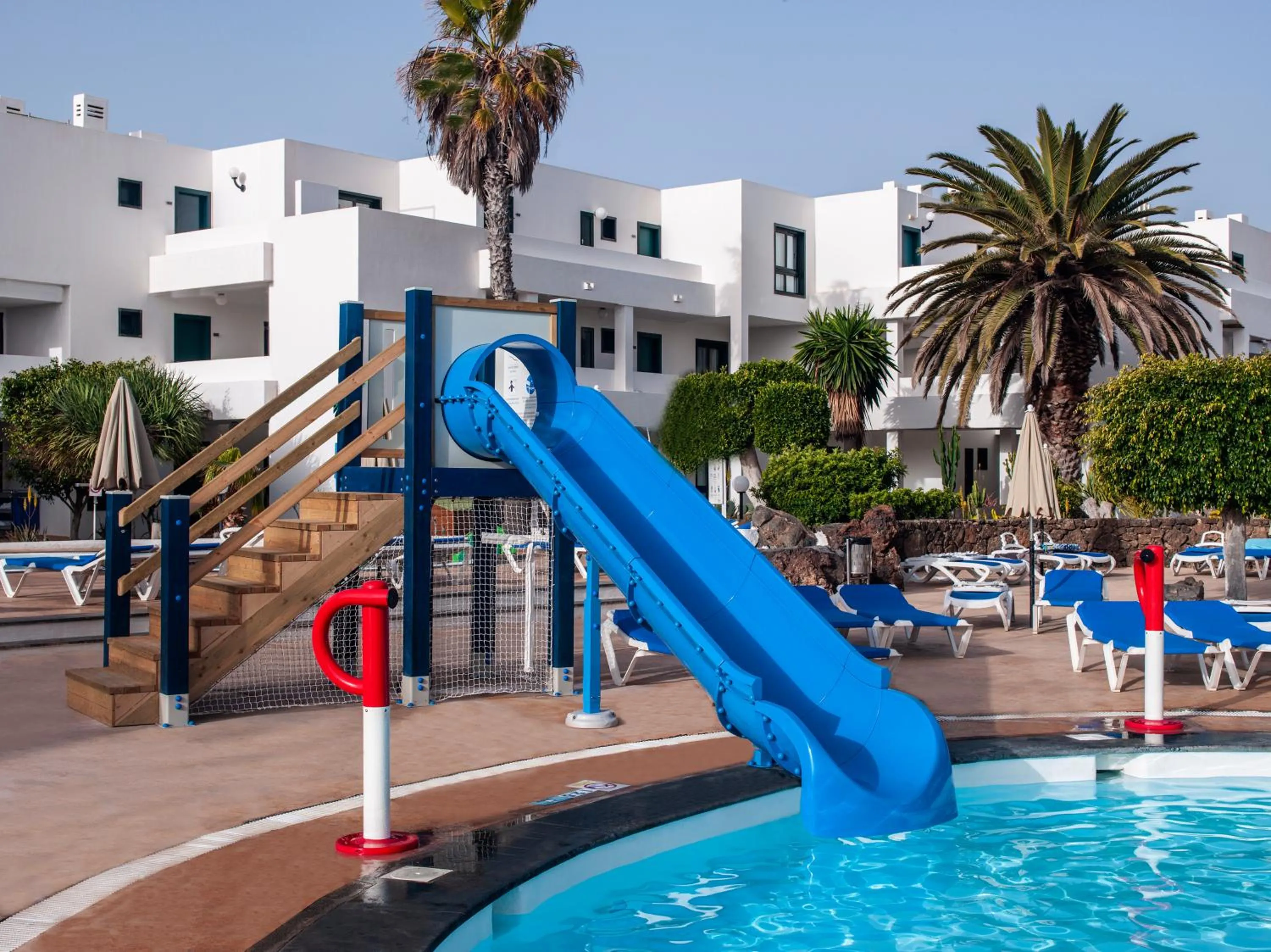 Swimming pool in BlueBay Lanzarote