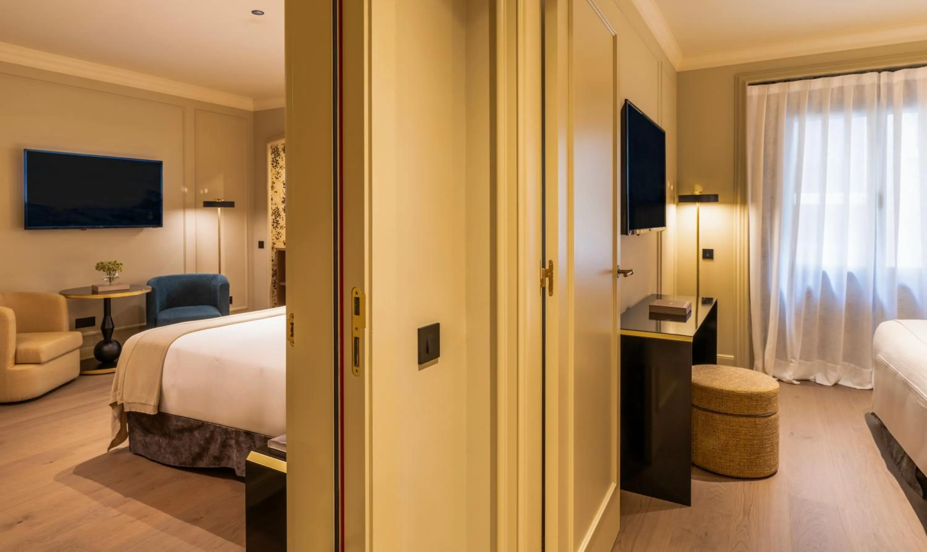 Other, Bed in El Avenida Palace