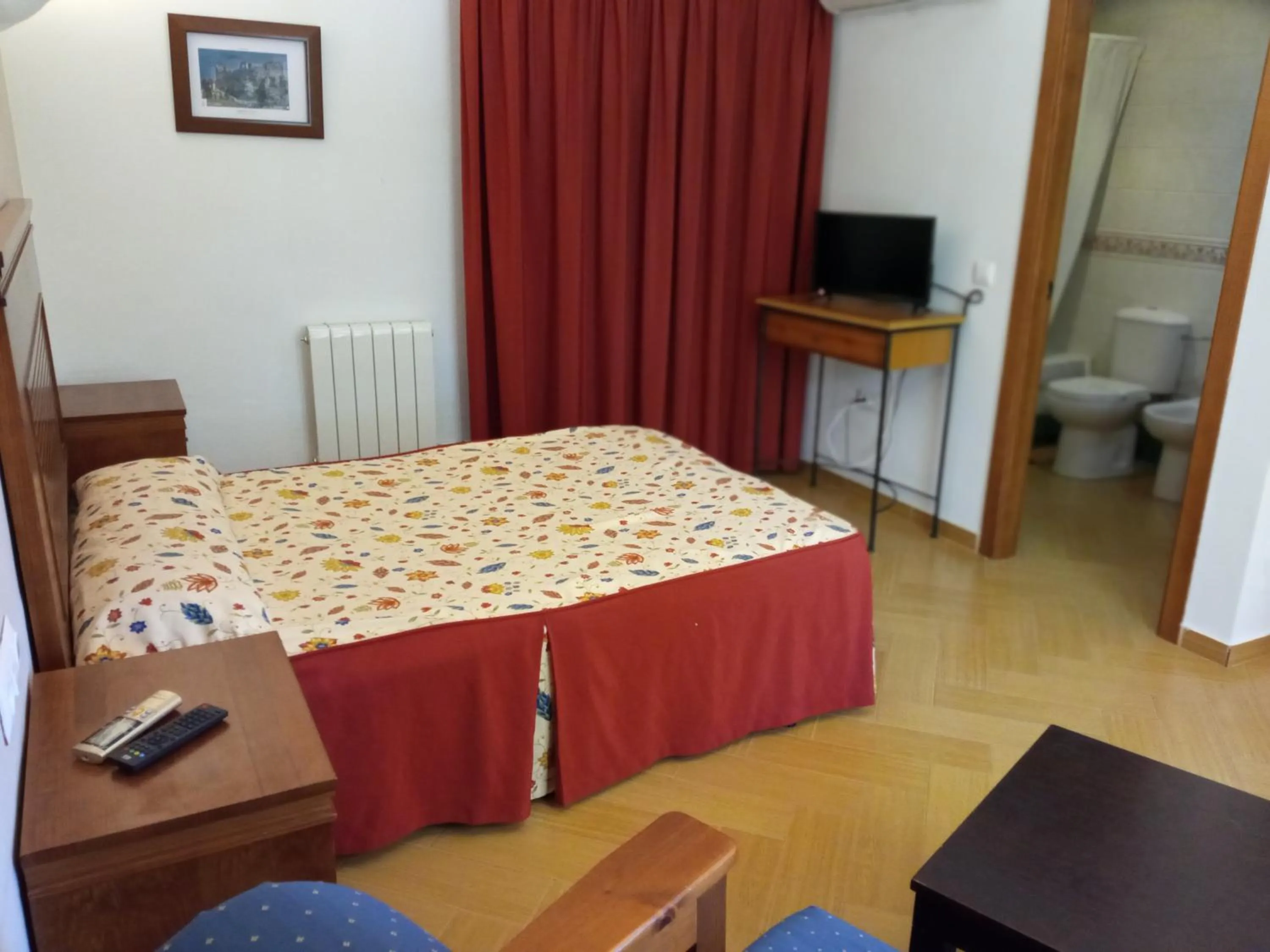 Bedroom, Bed in Hotel Rural Puerto Mágina