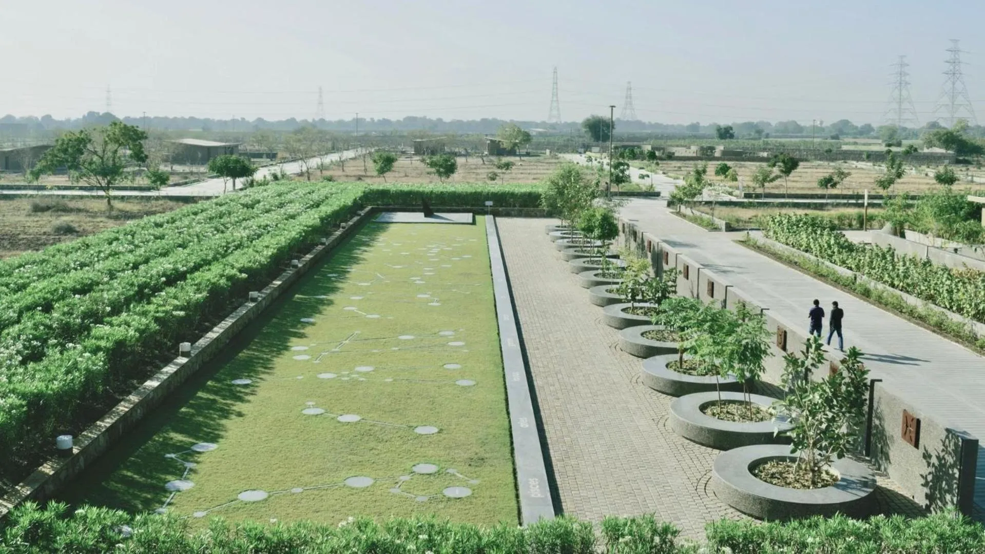 Garden in Life At REPOSE- Lake Villas Resort & Club