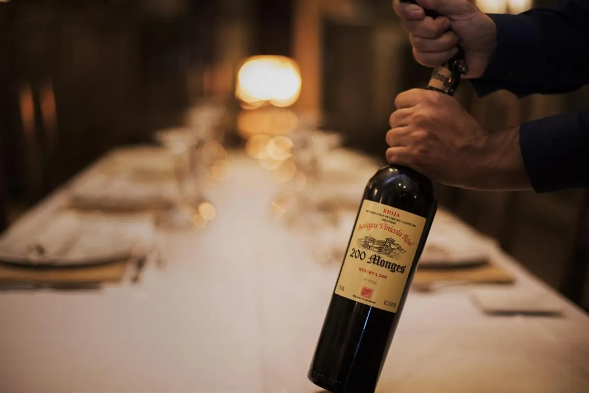 Restaurant/places to eat in Hotel Vinícola Real-200 Monges