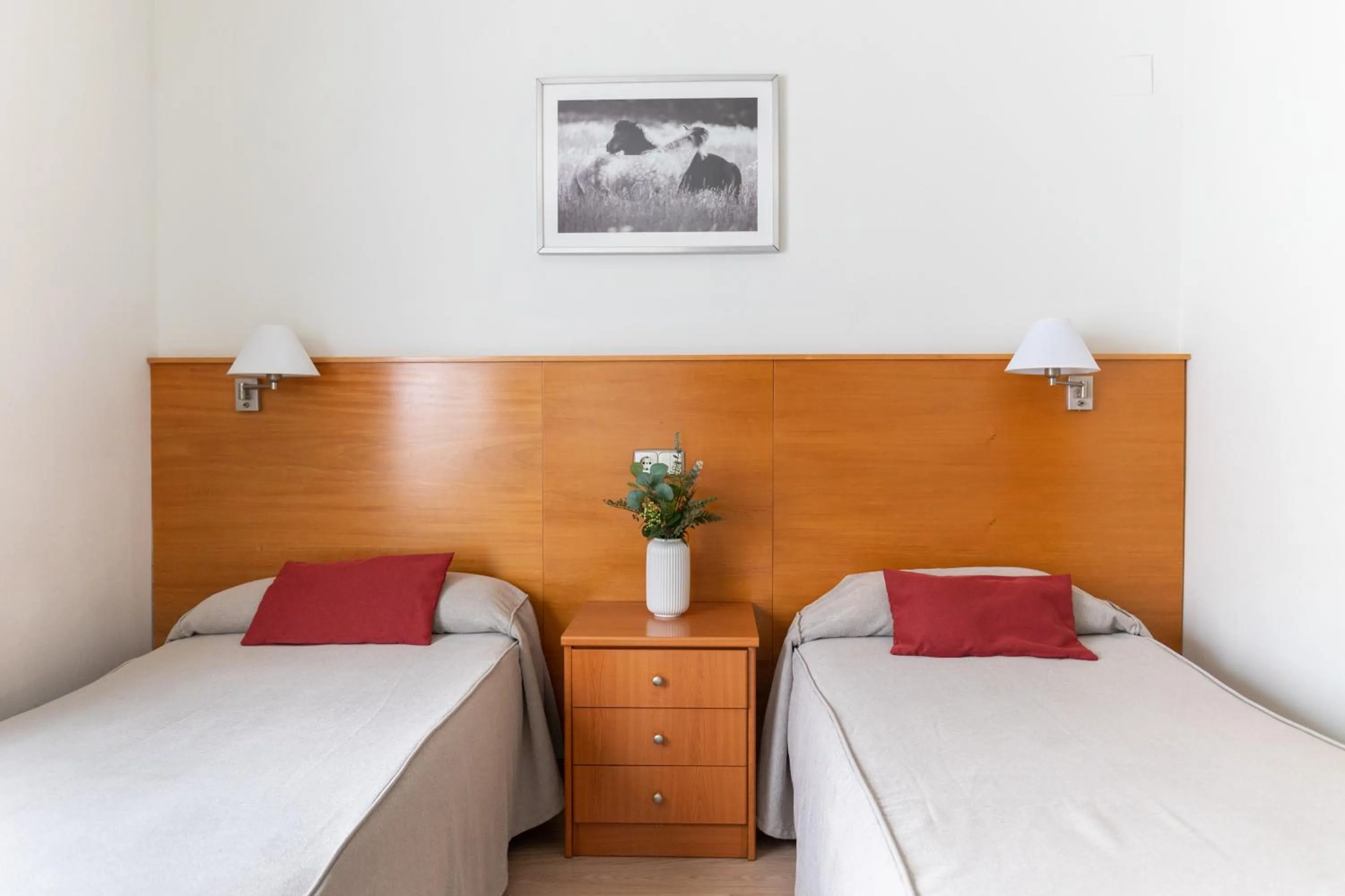 Bed in Atica Apartments - by Weflating