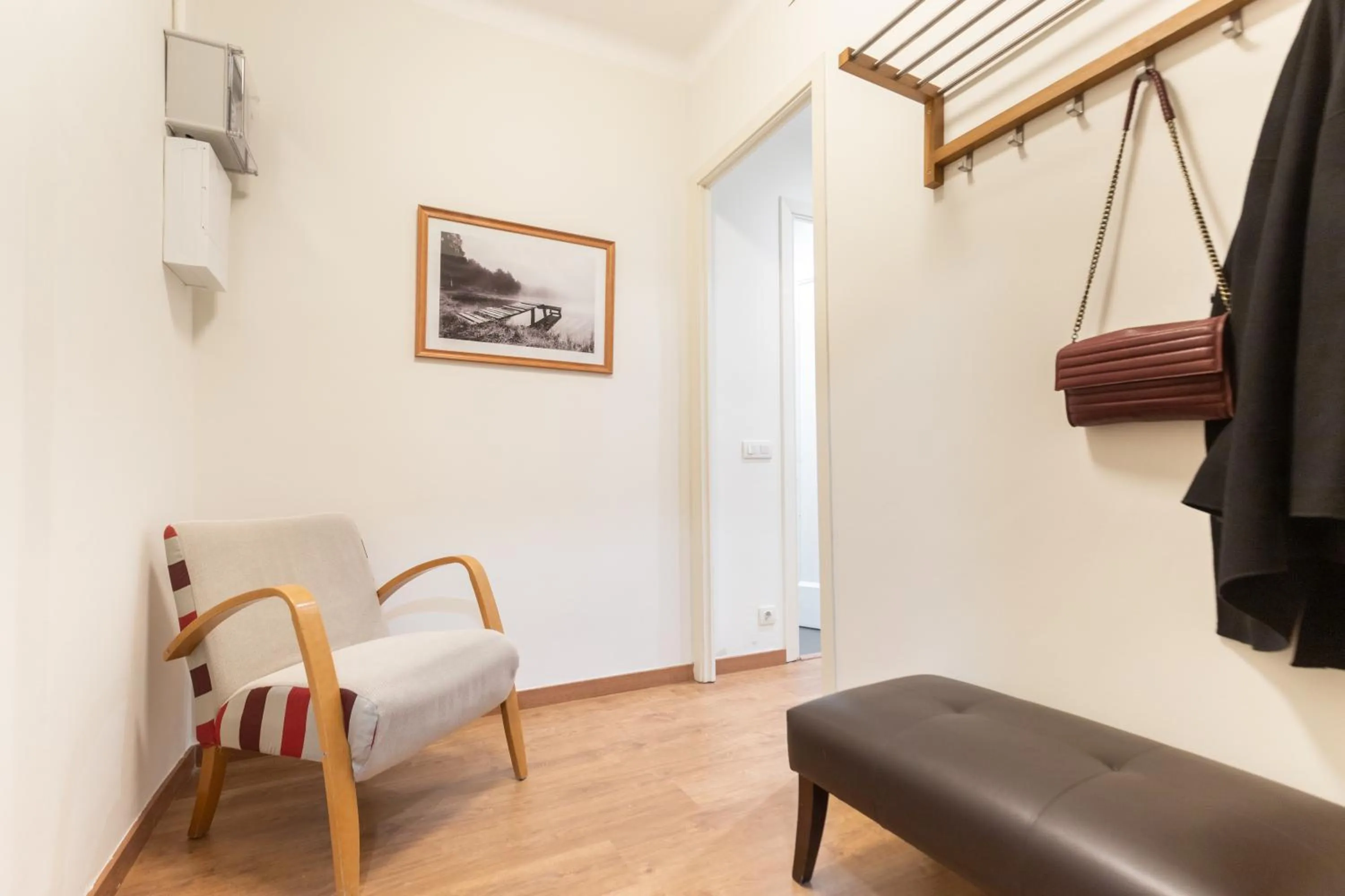 Seating area in Atica Apartments - by Weflating